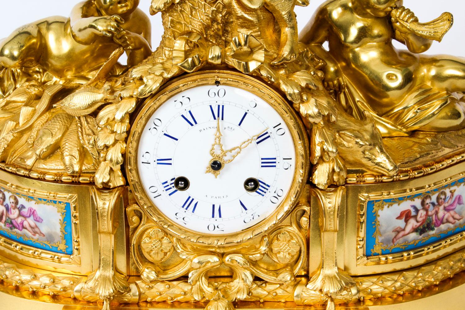 Antike französische Sevres-Porzellan-Goldbronze-Uhr von Raingo Freres, 19. Jahrhundert im Angebot 4