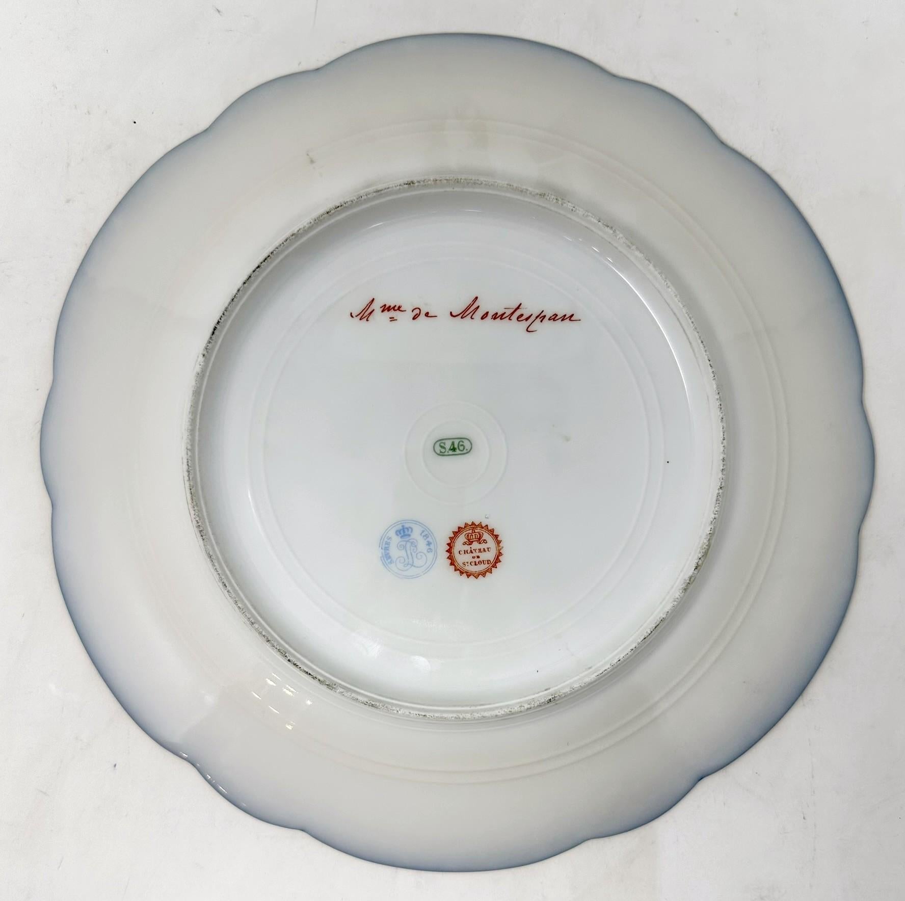 Antique French Sèvres Porcelain Portrait Plate of Madame de Montespan Circa 1846 In condizioni buone in vendita a New Orleans, LA
