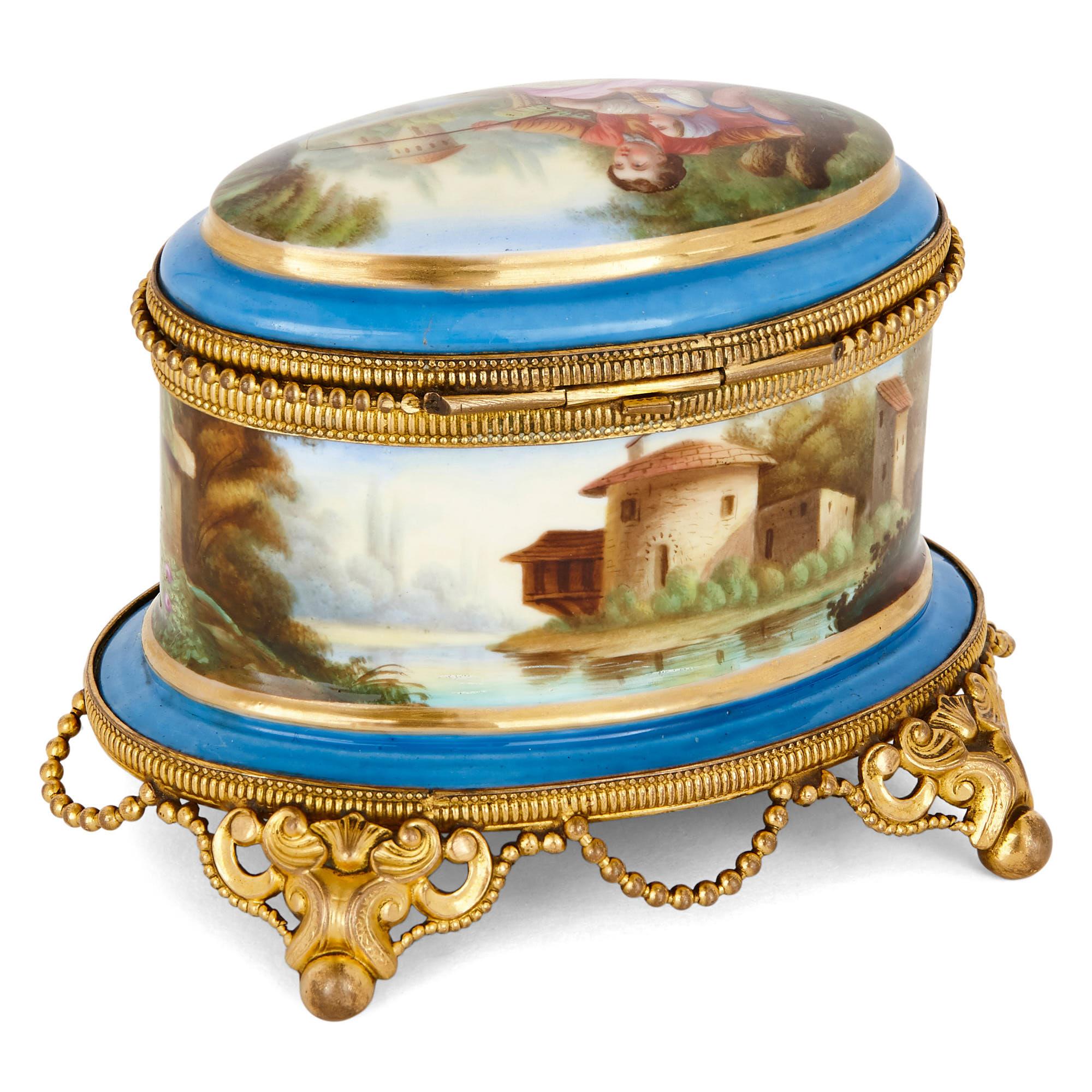 Antique French Sevres Style Porcelain Perfume Box In Good Condition In London, GB