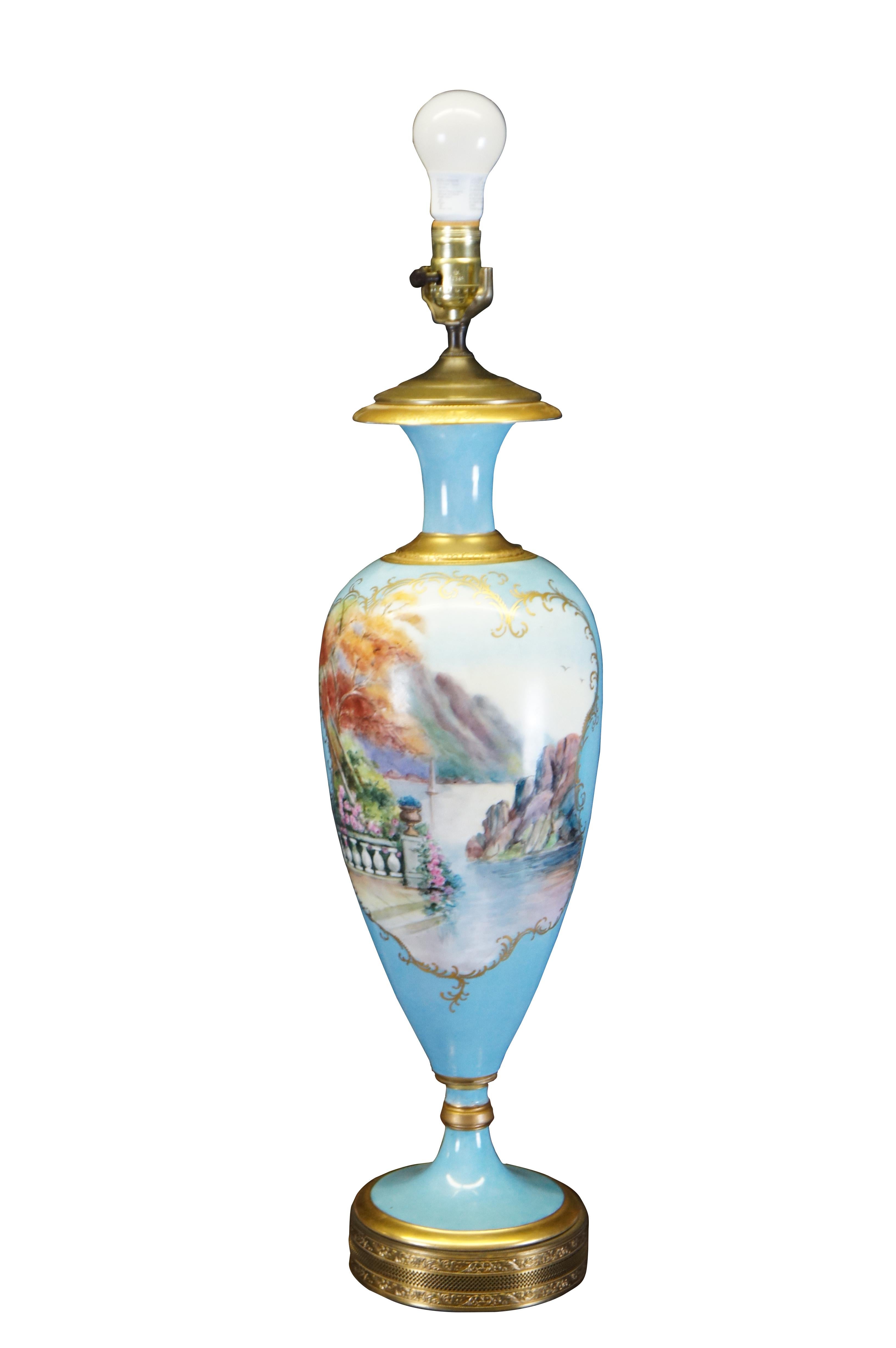 Provincial français Antiquité française style Sèvres Porcelaine Turquoise Mantel Vase Urn Lamp 42
