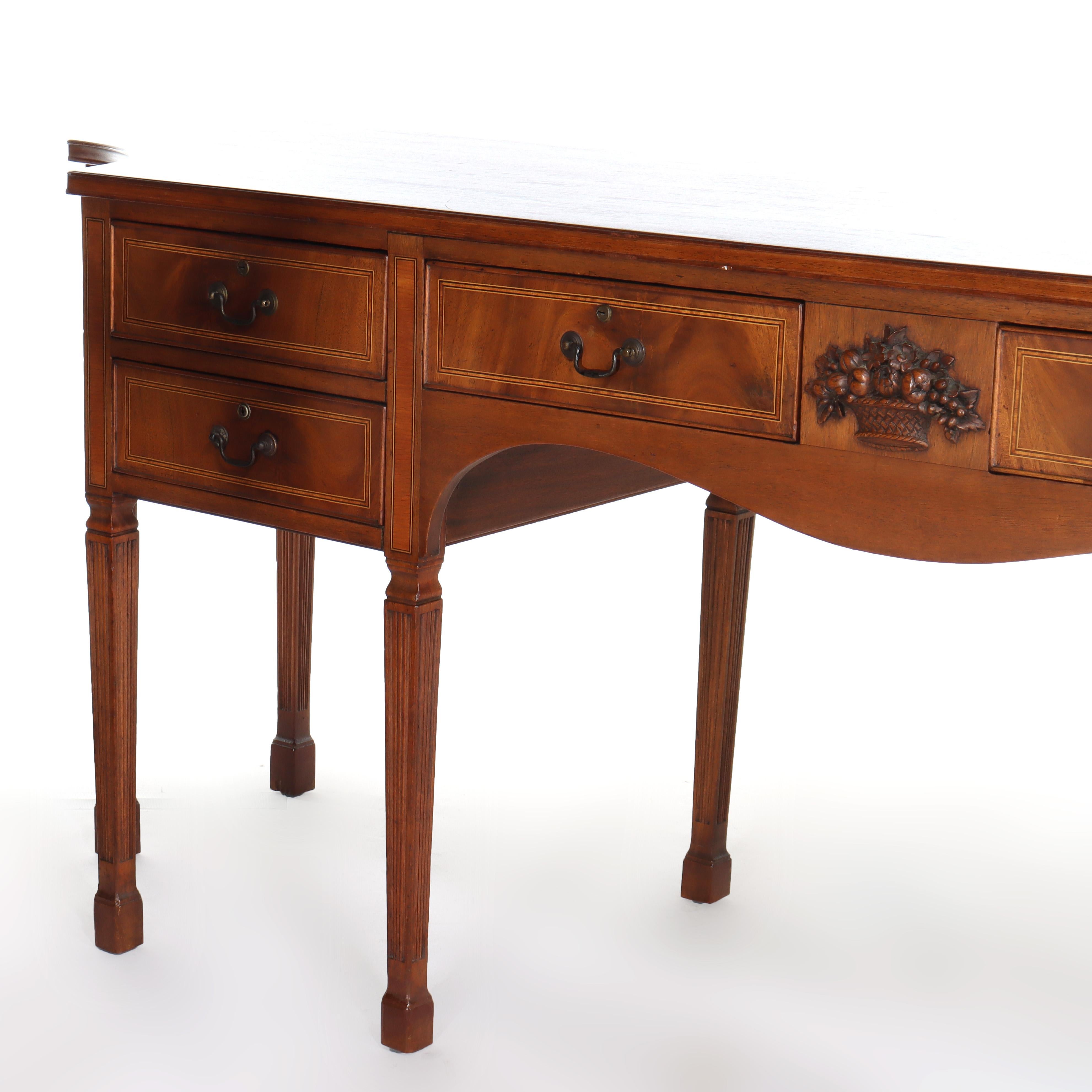 Antique French Sheraton Credenza in mogano intagliato Circa 1930 in vendita 1