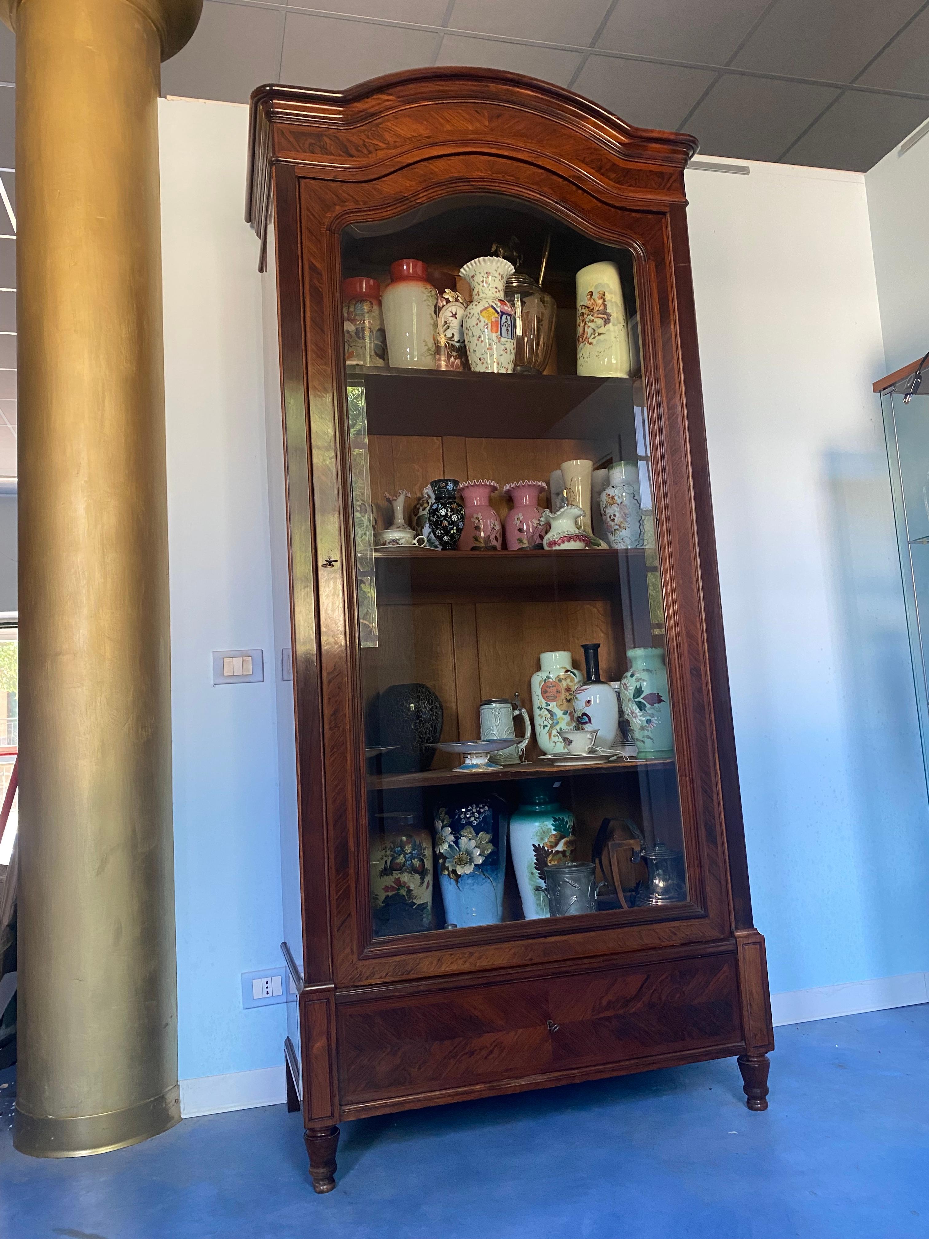 Antique French Showcase Bookcase Louise Philippe, 1850s In Good Condition For Sale In Traversetolo, IT