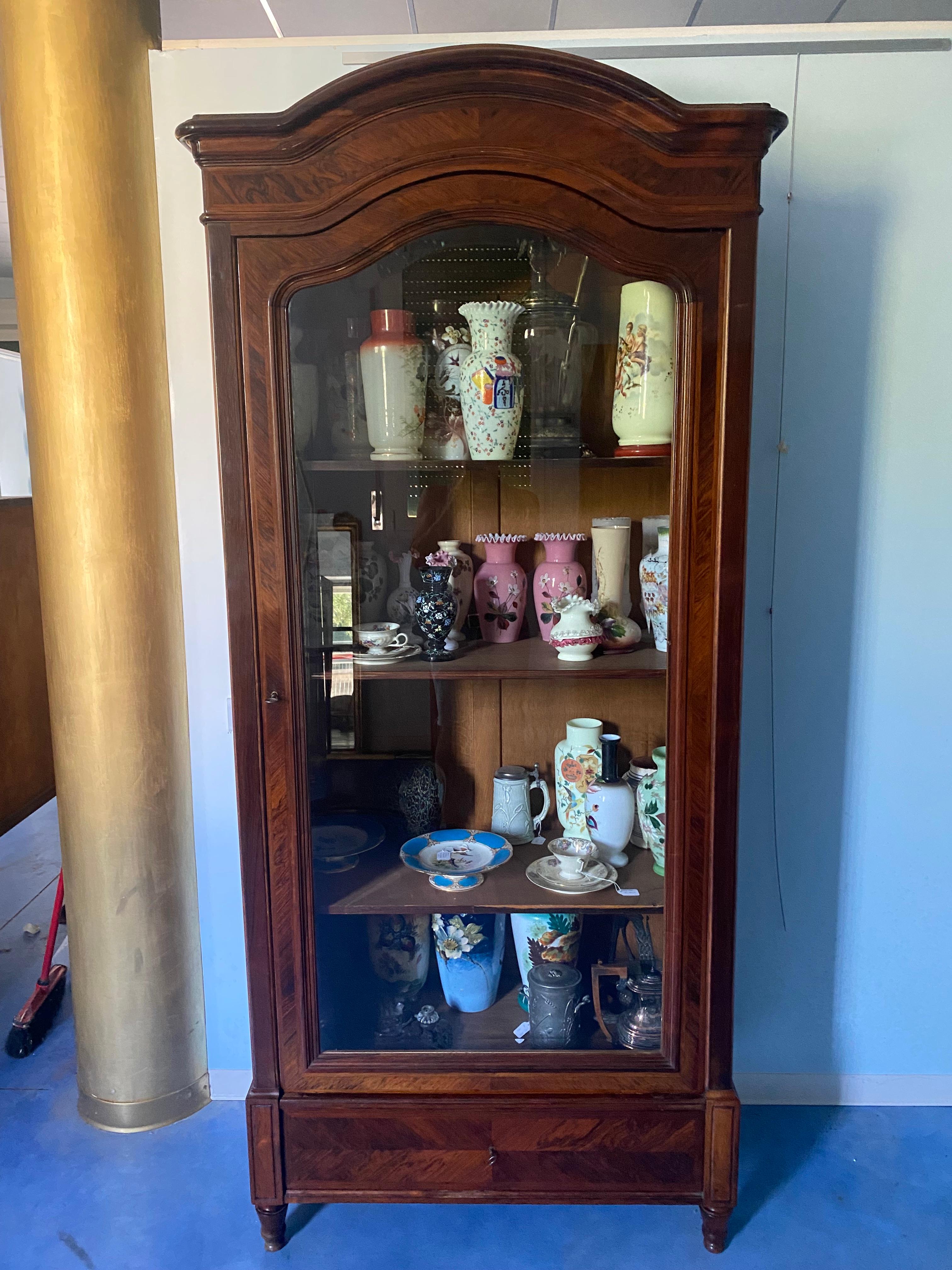 Estantería vitrina Antique French Louise Philippe, Década de 1850 en venta 2