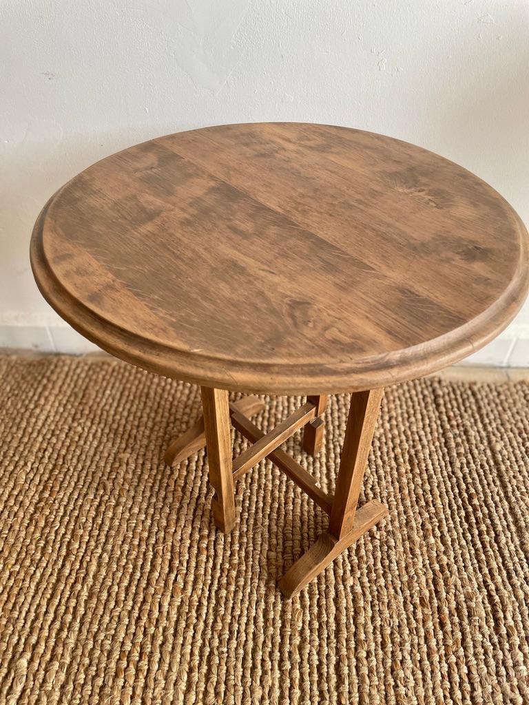 Provincial français Table d'appoint française ancienne, Mid Century Antiques en vente