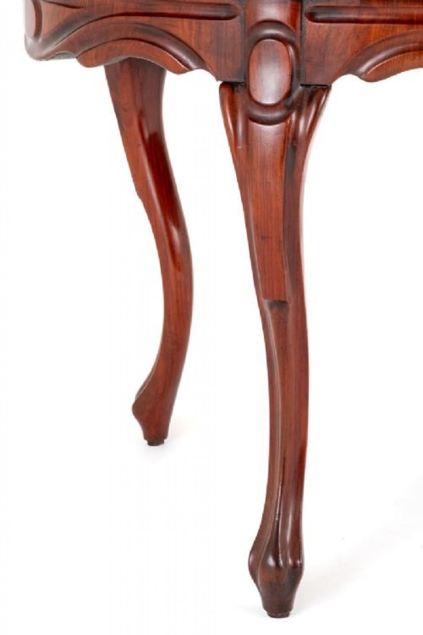 Ancienne table d'appoint française en forme de haricot réniforme Occasionnelle en vente 2