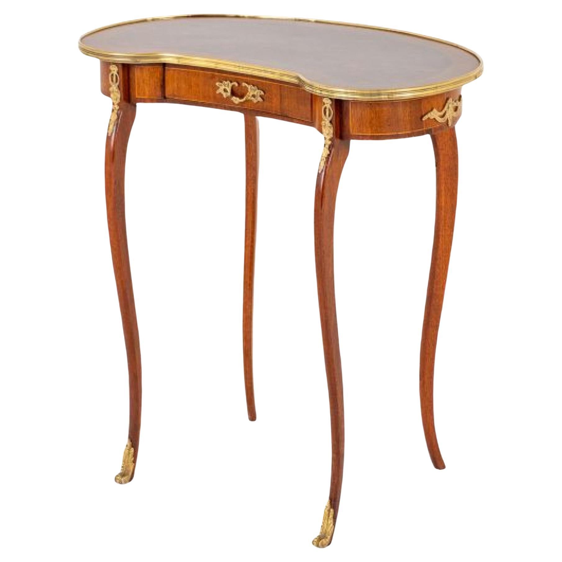 Tavolino francese antico a forma di fagiolo reniforme Occasionale
