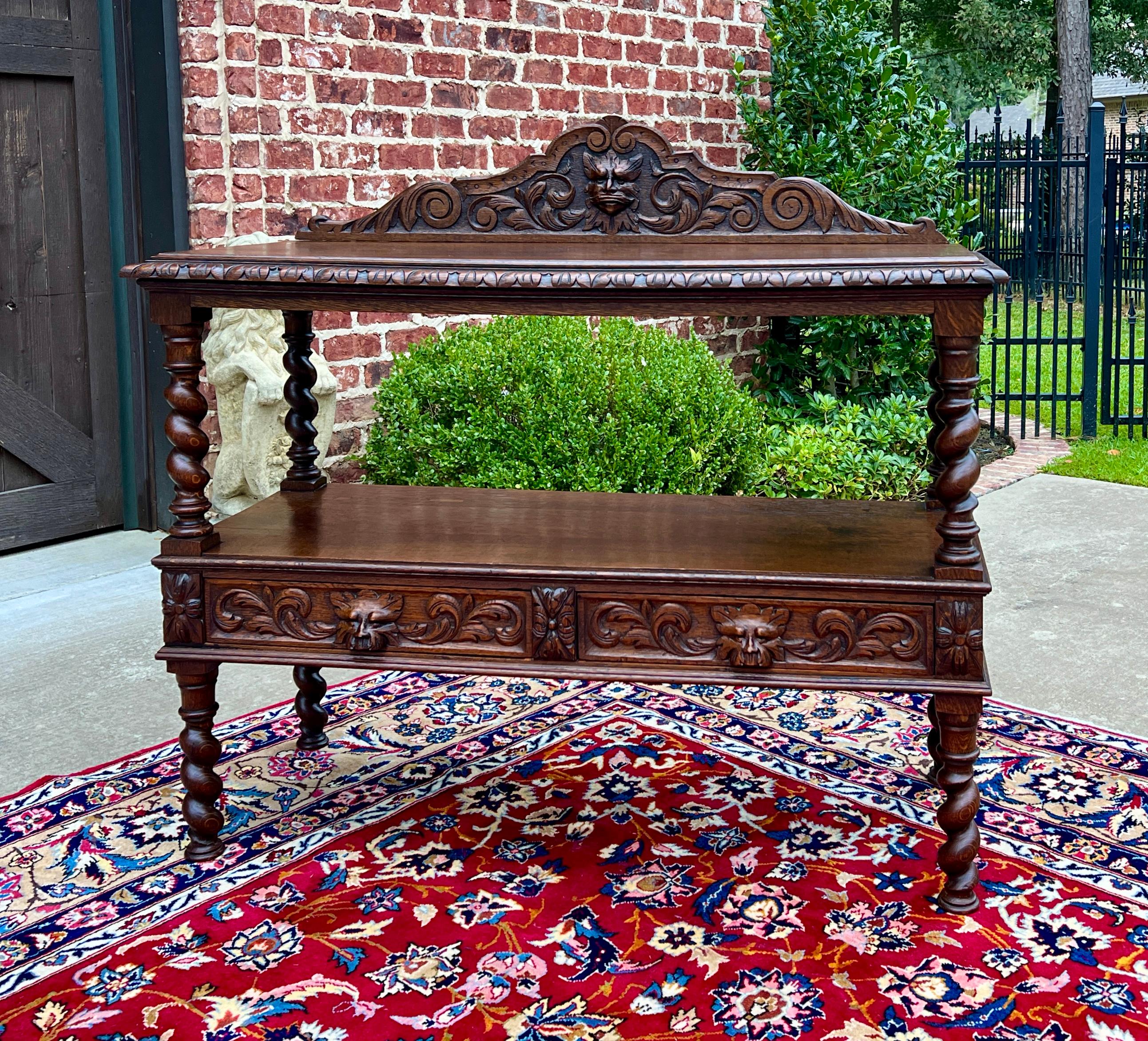 ESQUISITO Antique French Renaissance Revival ALTAMENTE INCISO Credenza, server o console in quercia Barley Twist Tavolo da divano o credenza/server~~Quartersawn Tiger Oak~~c. 1920s

Montanti a torsione d'orzo e doppi cassetti inferiori~~bellissimo