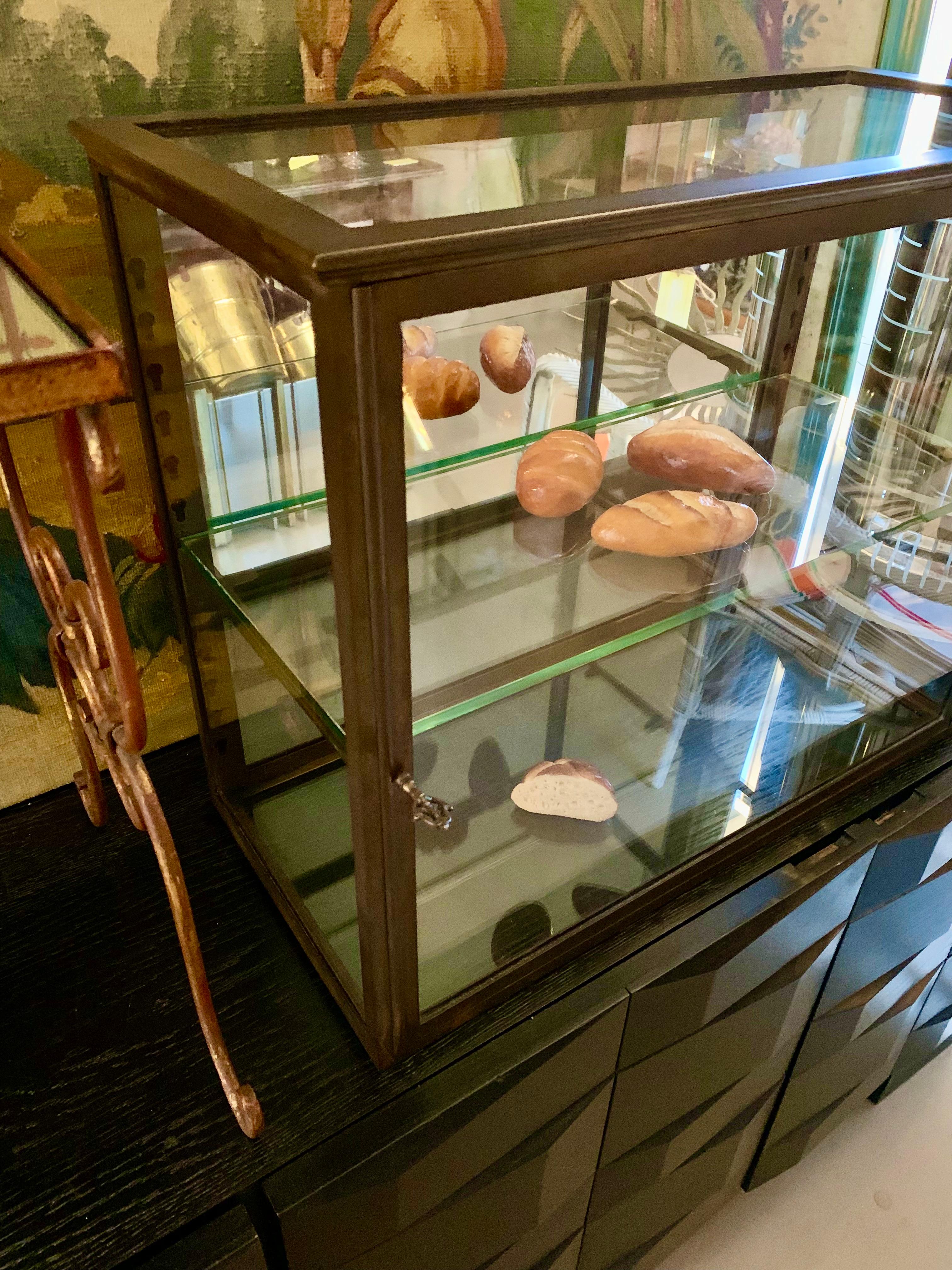 Early 20th Century Antique French Siegel Table Display Cabinet - Vitrine
