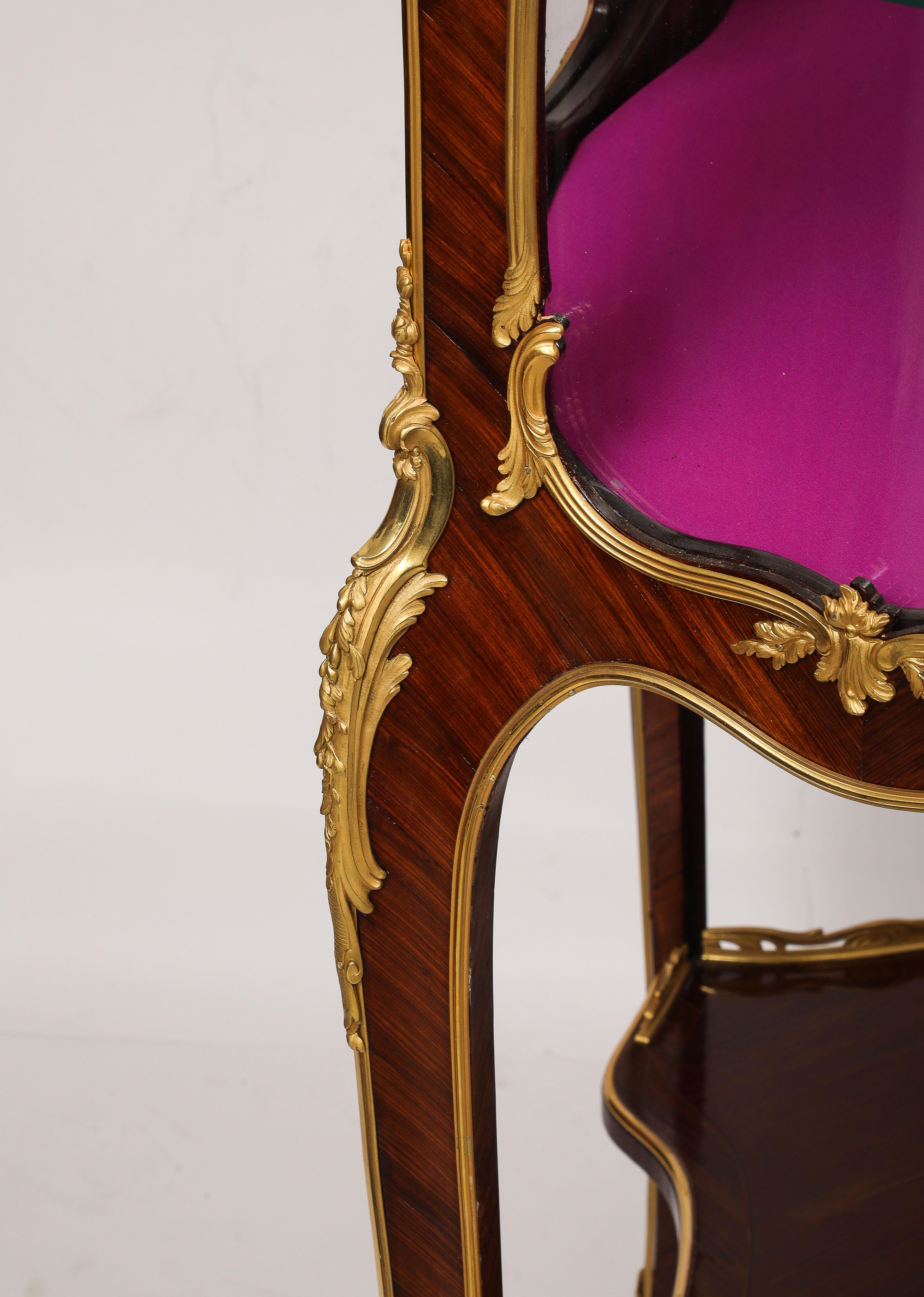 Antique French Signed F. Linke Ormolu Mounted Marble Top Vitrine For Sale 11