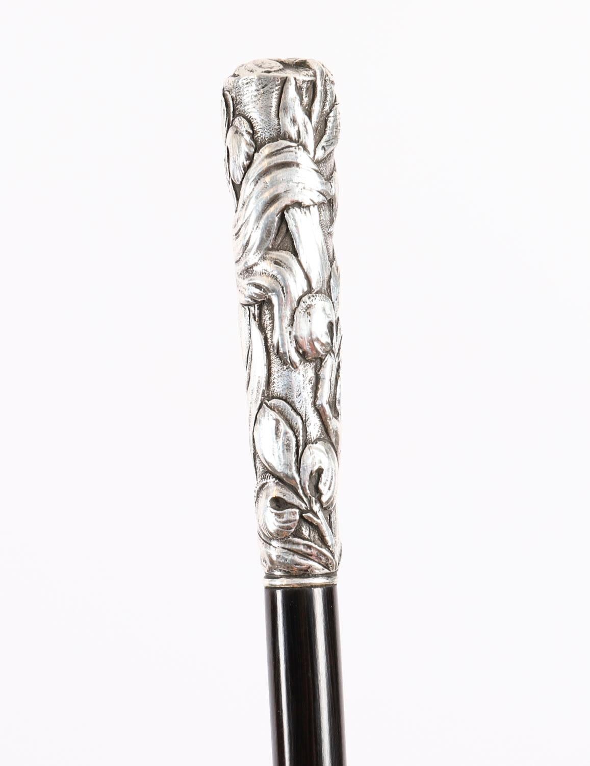 Ébénisé Canne de marche ancienne française en argent ébonisé 19ème siècle 92cm/36.2inches en vente