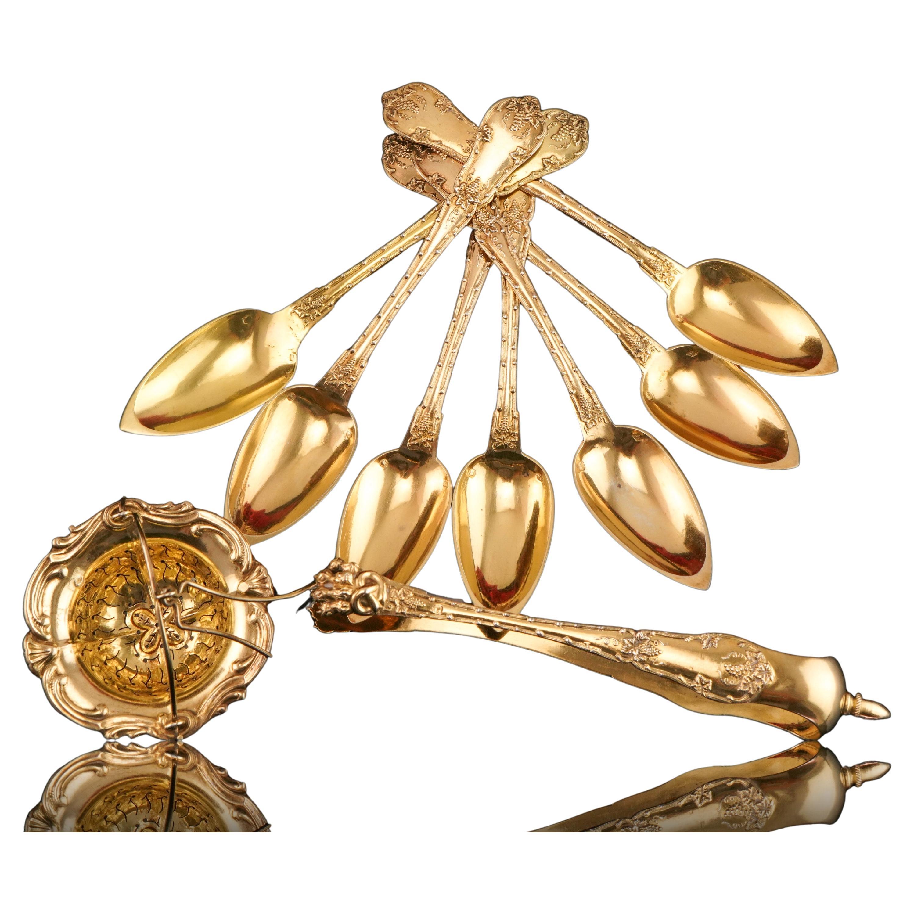 Antikes französisches, vergoldetes Vermeil-Teelöffel-, Zange- undtrainer-Set aus Silber, um 1845 im Angebot