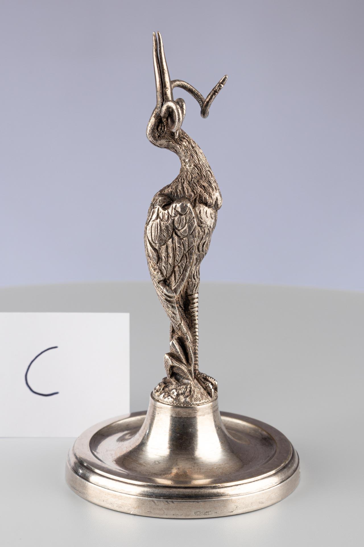 Antique French Silver Plated Bird Shaped Menu or Business Card Holder 

French 
Silver plate 
Late 19th Century / c. 1900

Dimensions: H x D: 16 x 8 cm

This delicate antique was crafted in the late 19th century by C. Pillet, a renowned maker of