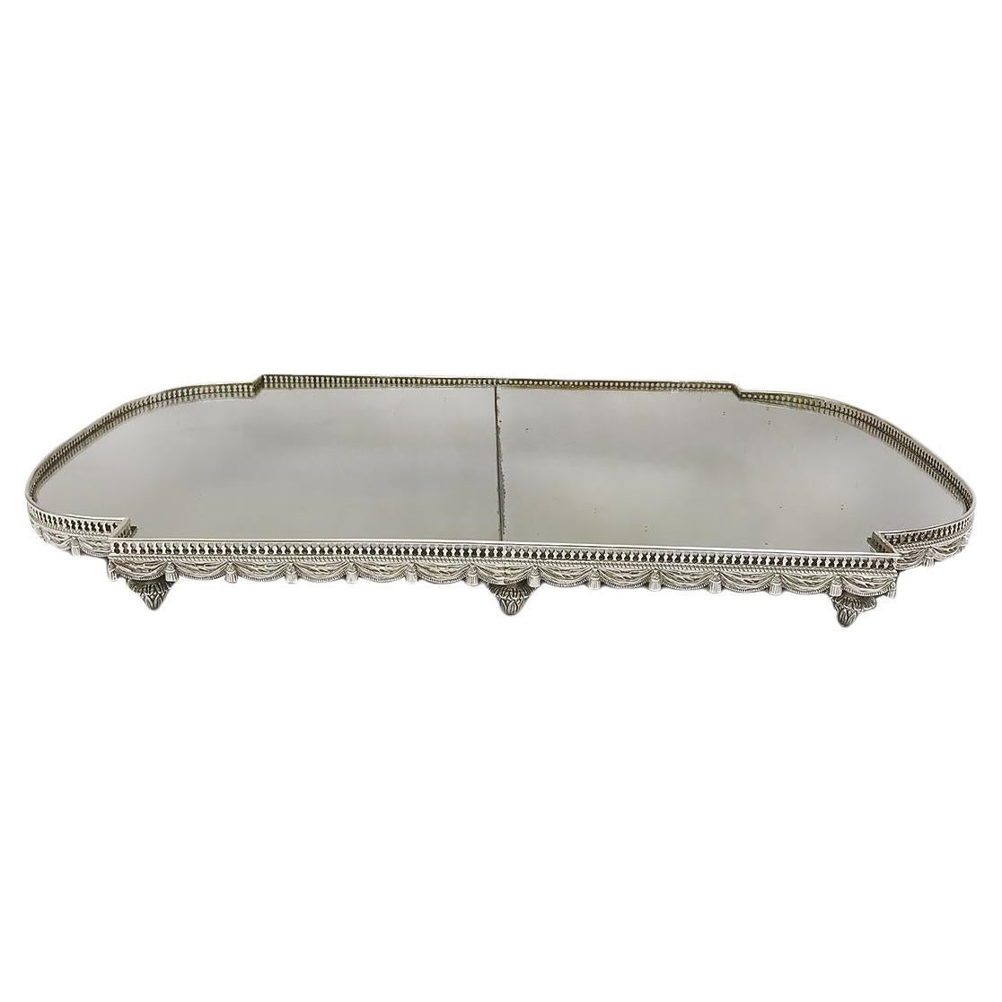 Plateau de table français ancien en métal argenté en vente