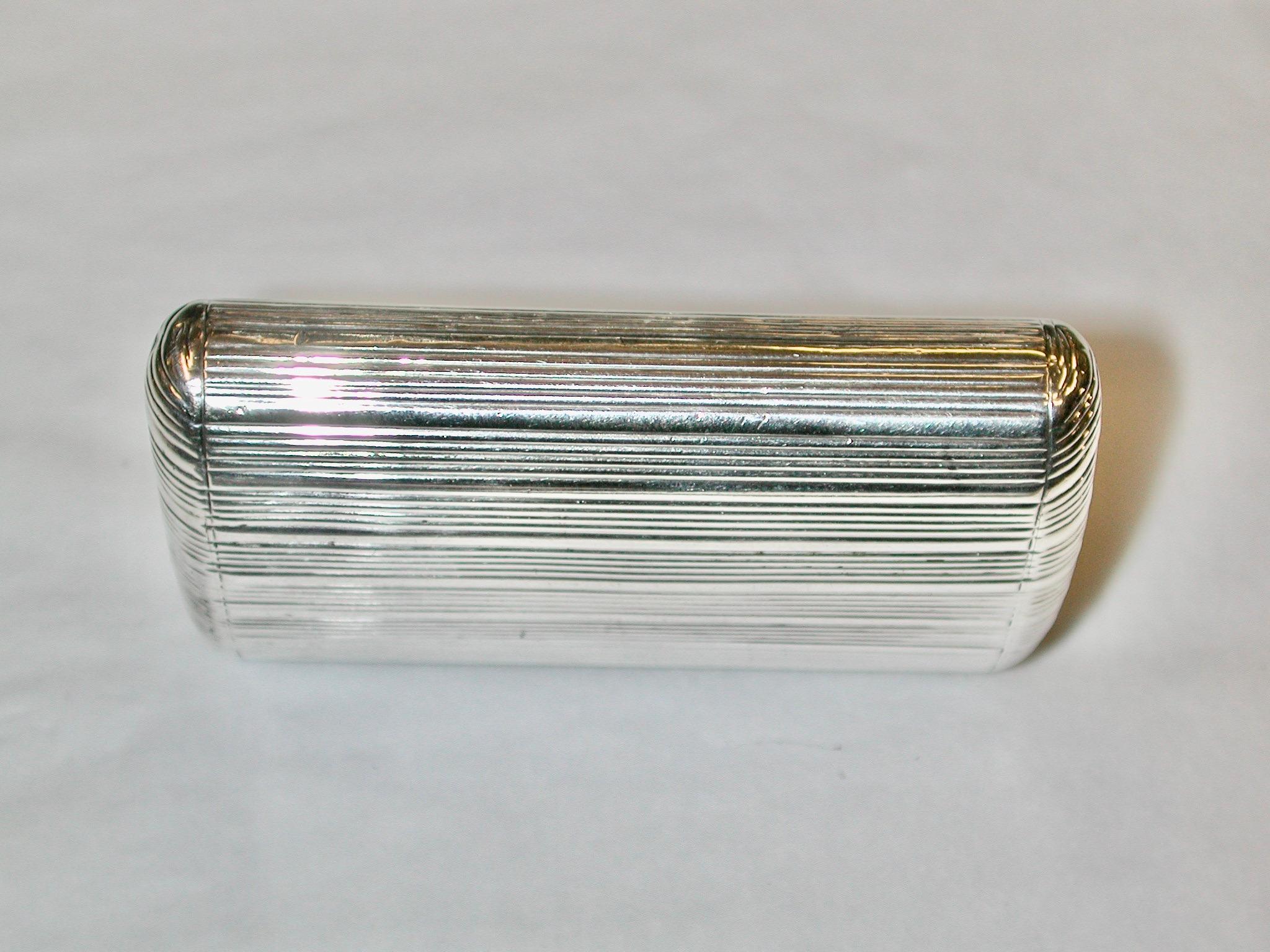 Antique French Silver Snuff Box, Dated 1820, Made in Paris 4