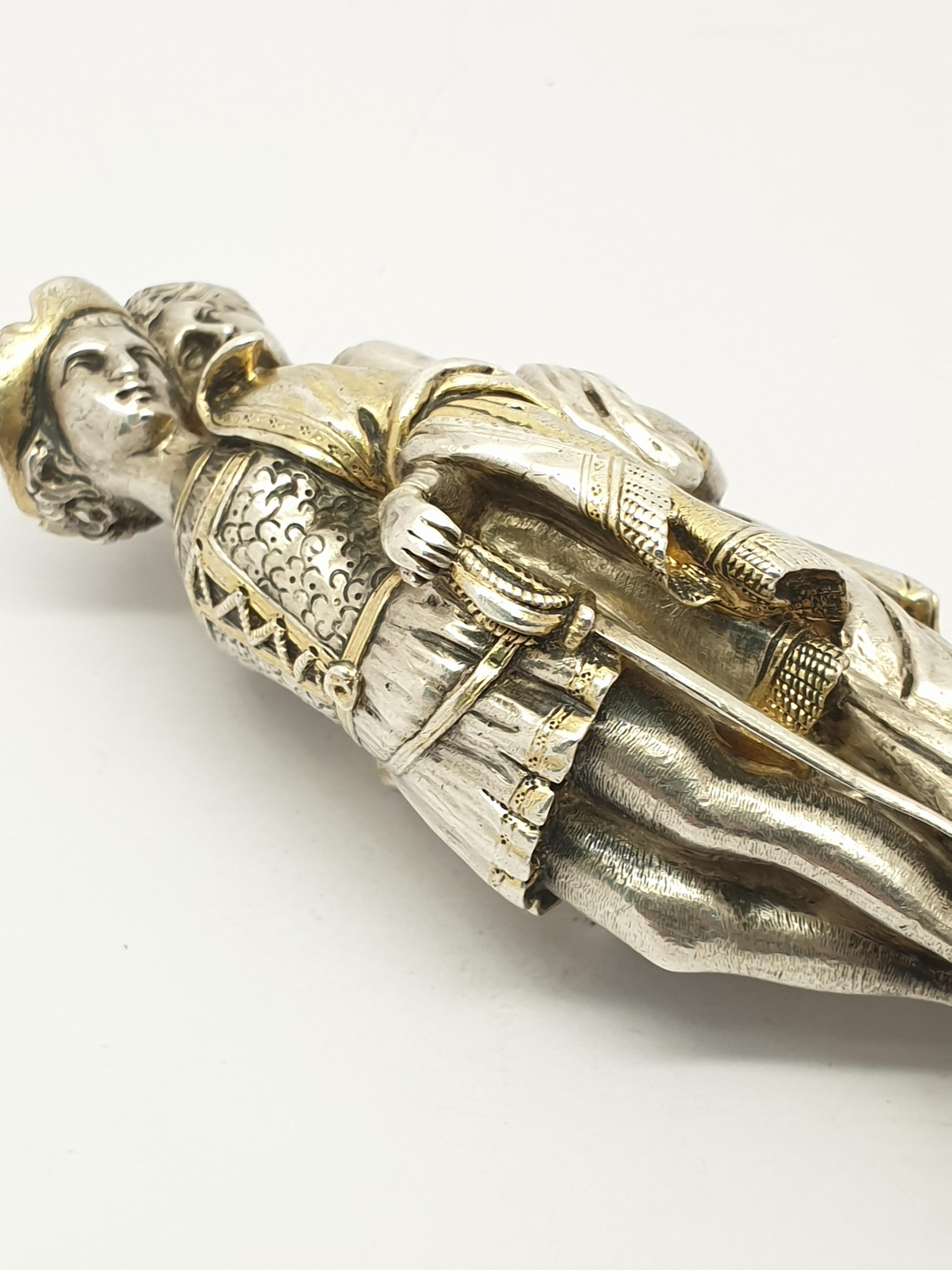 Antique french wax seal made by french goldsmith Froment Meurice circa 1845 Style:renaissence revival theme:Romeo and Juliet .Partly goldwashed silver ,guaranty mark for silver boar head. 3 and the half inches  weight: 107.8gr.
 
