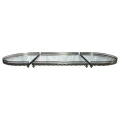 Plateau en bronze argenté ancien de 3 pièces avec miroir, datant d'environ 1880 à 1890.
