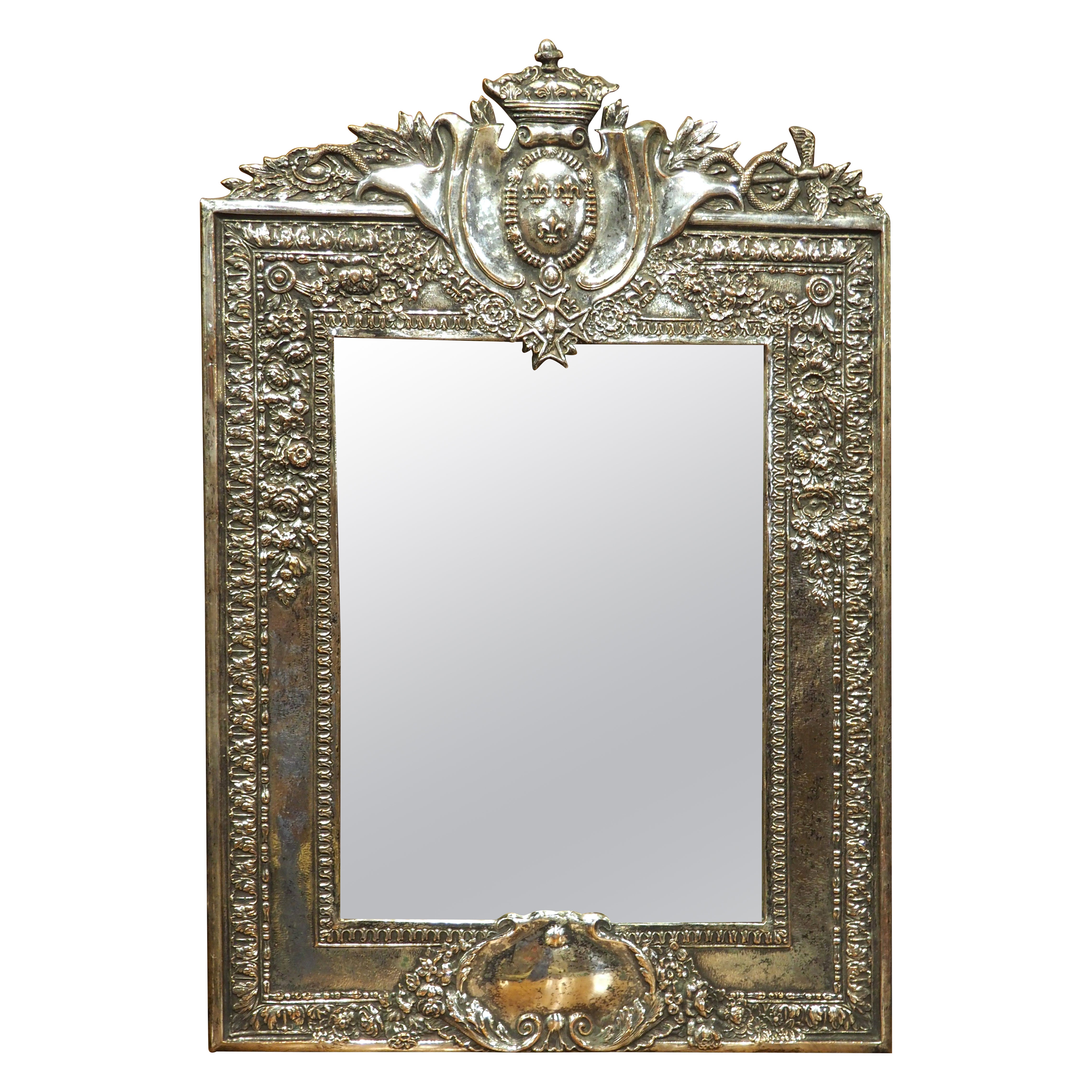 Antique Mirror francese in bronzo argentato con stemma reale, C.C. 1900
