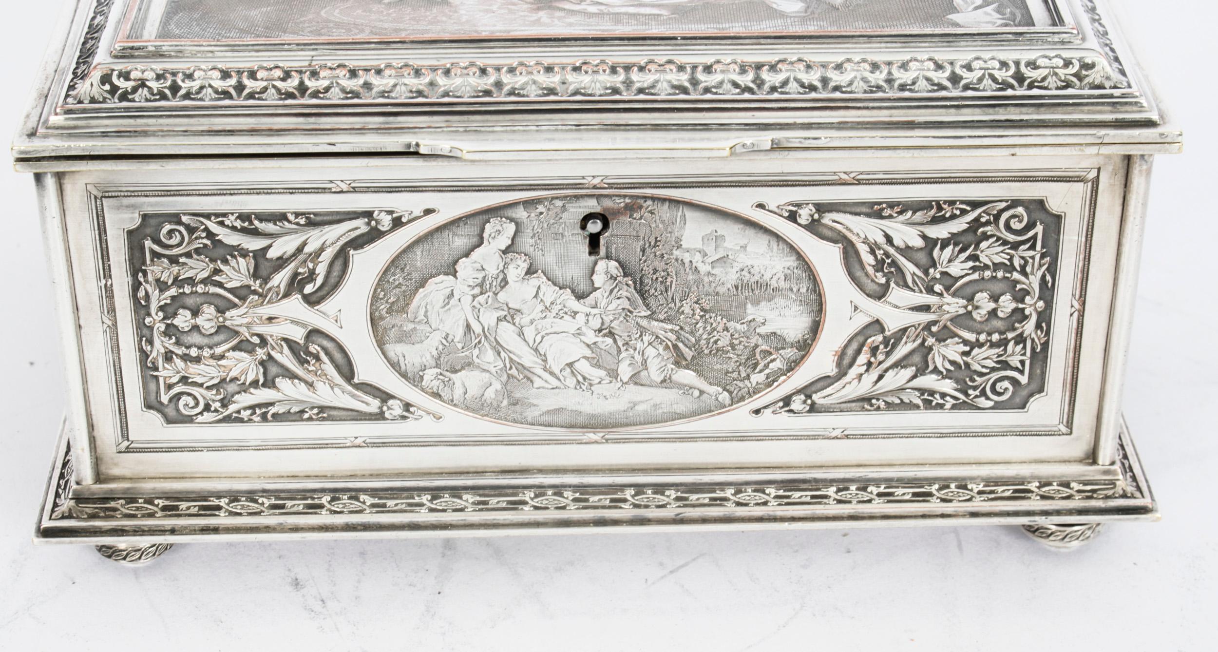 Boîte à bijoux française ancienne en cuivre argenté B Wicker 19ème siècle en vente 9