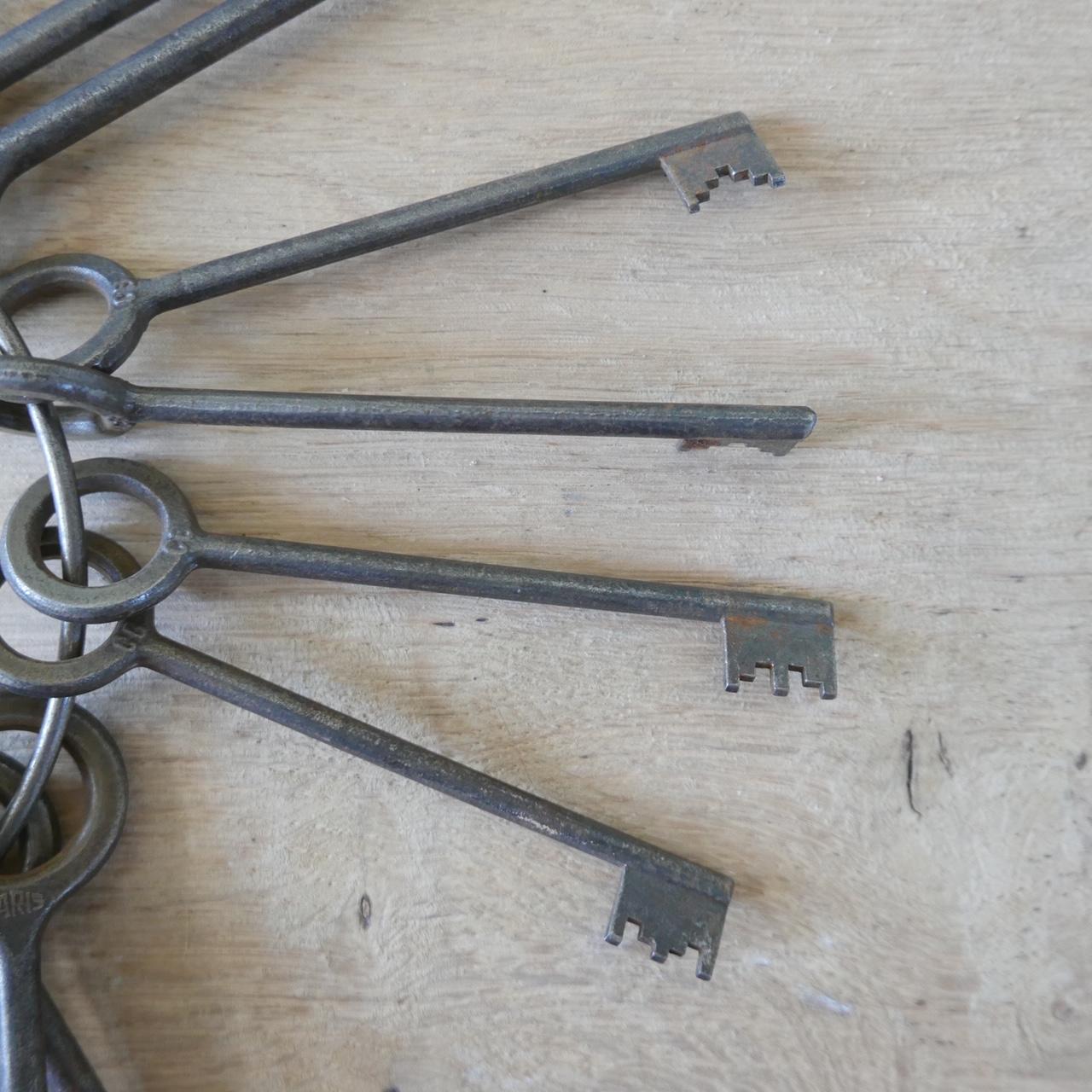 how to pick a skeleton lock