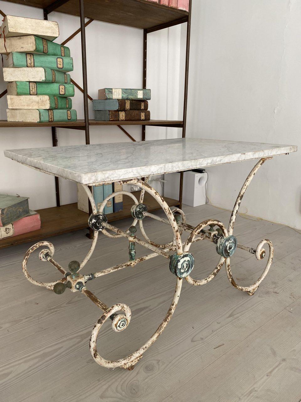 Antique French Slaughter Table-Marble & Iron In Good Condition For Sale In Copenhagen K, DK