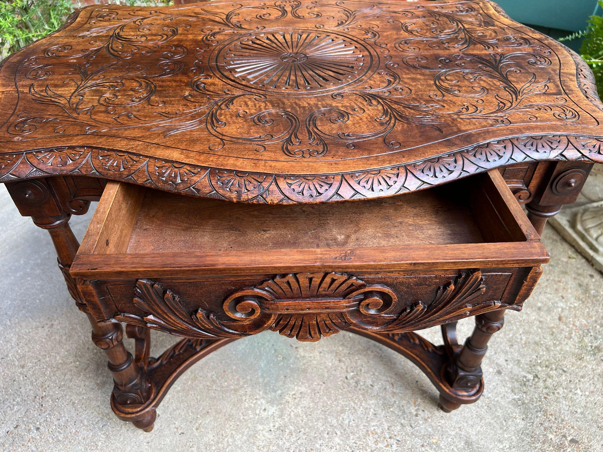 Antique French Sofa Hall Tisch geschnitzt Oak Renaissance Revival Cherub End Tabelle im Angebot 4