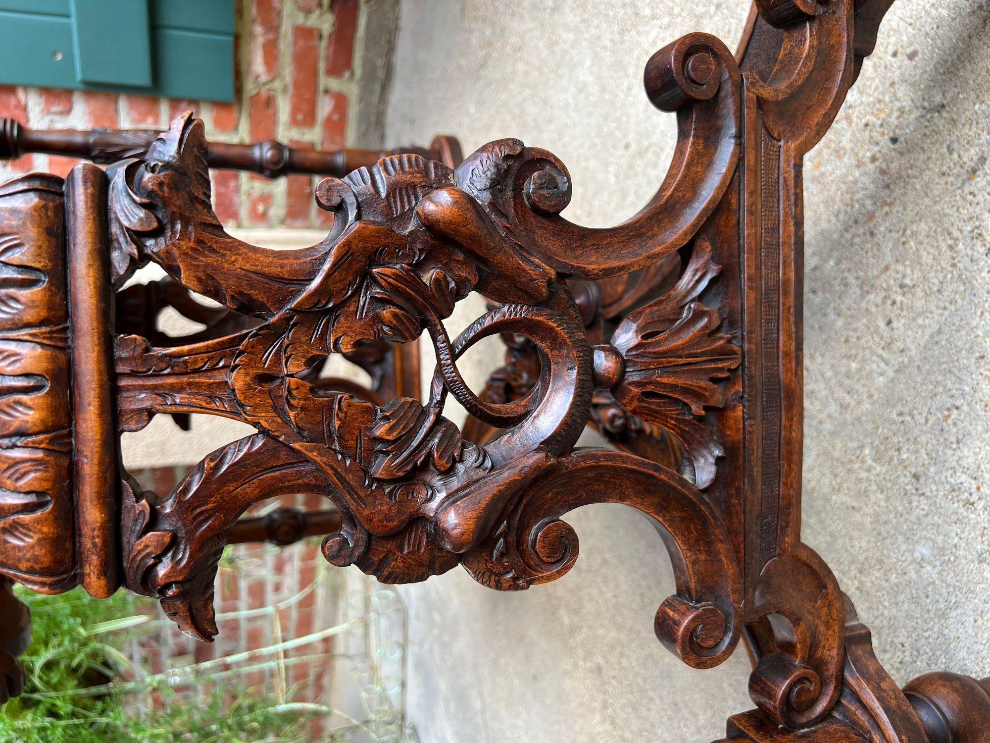 Antique French Sofa Hall Tisch geschnitzt Oak Renaissance Revival Cherub End Tabelle im Angebot 8