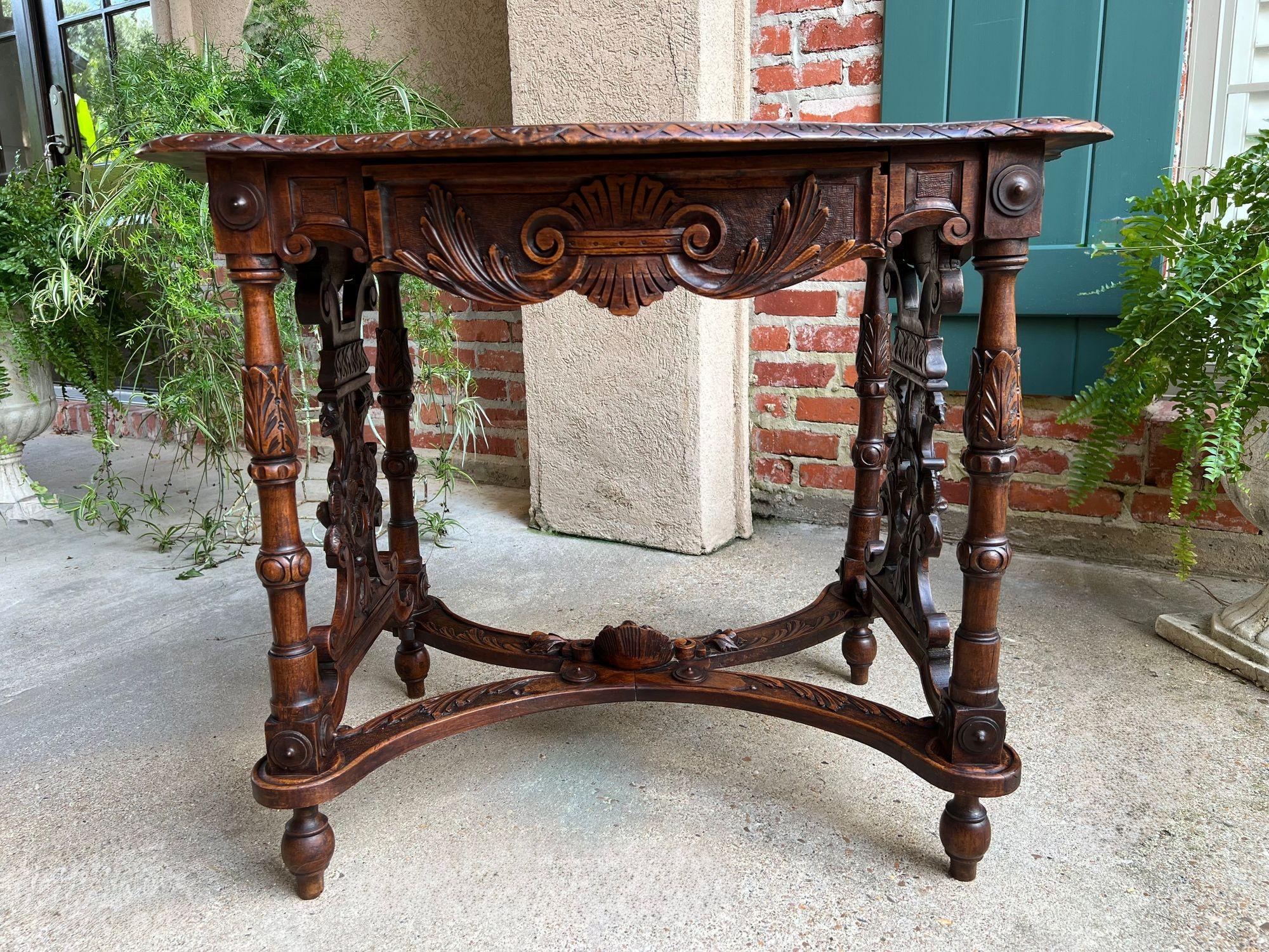 Antique French Sofa Hall Tisch geschnitzt Oak Renaissance Revival Cherub End Tabelle im Angebot 1