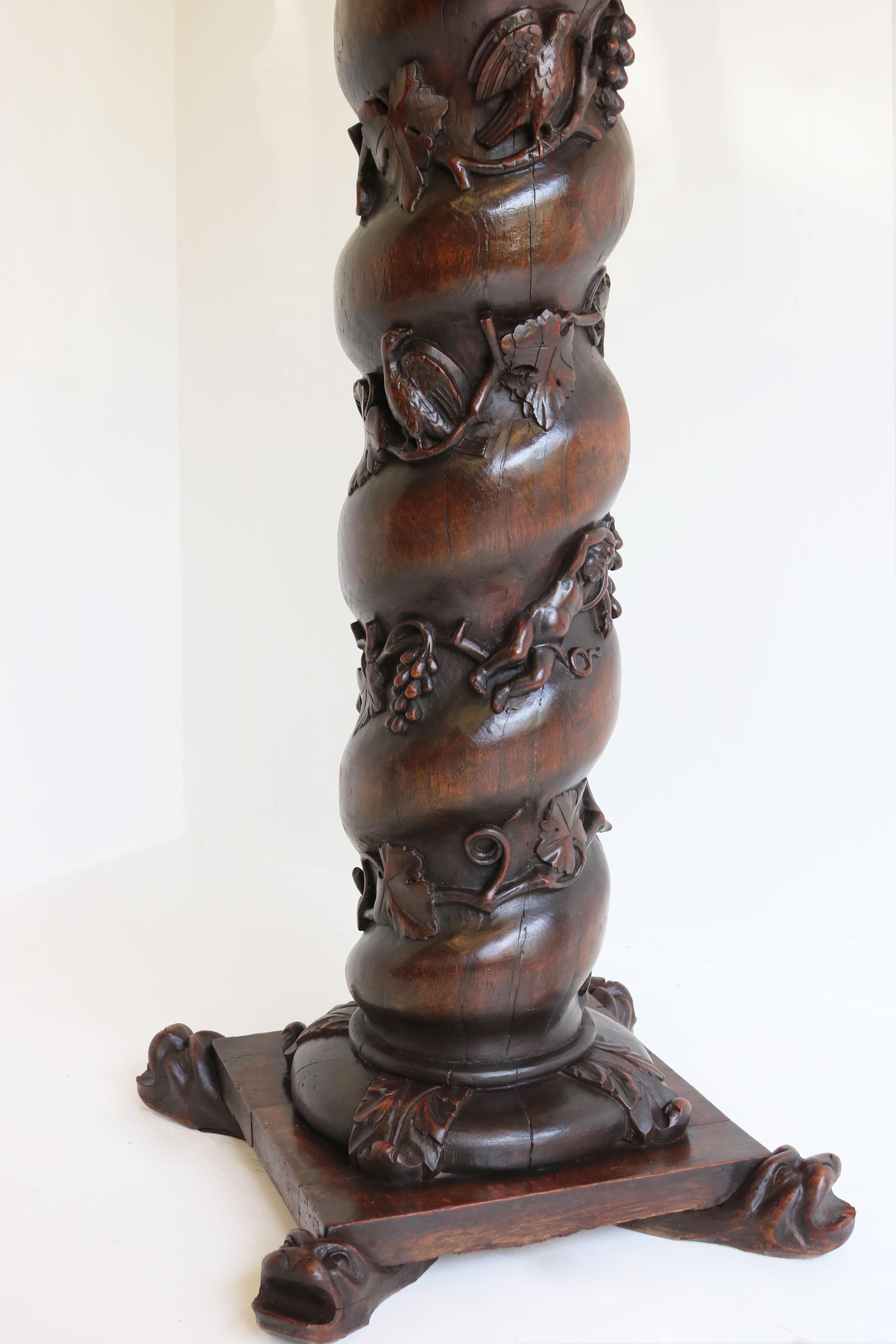 Mid-19th Century Antique French Solid Oak Column / Pedestal Renaissance 19th Century Black Forest For Sale
