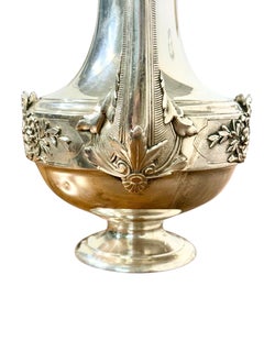 Antike französische Kaffeekanne aus massivem Silber mit Girlanden und Monogramm, um 1840