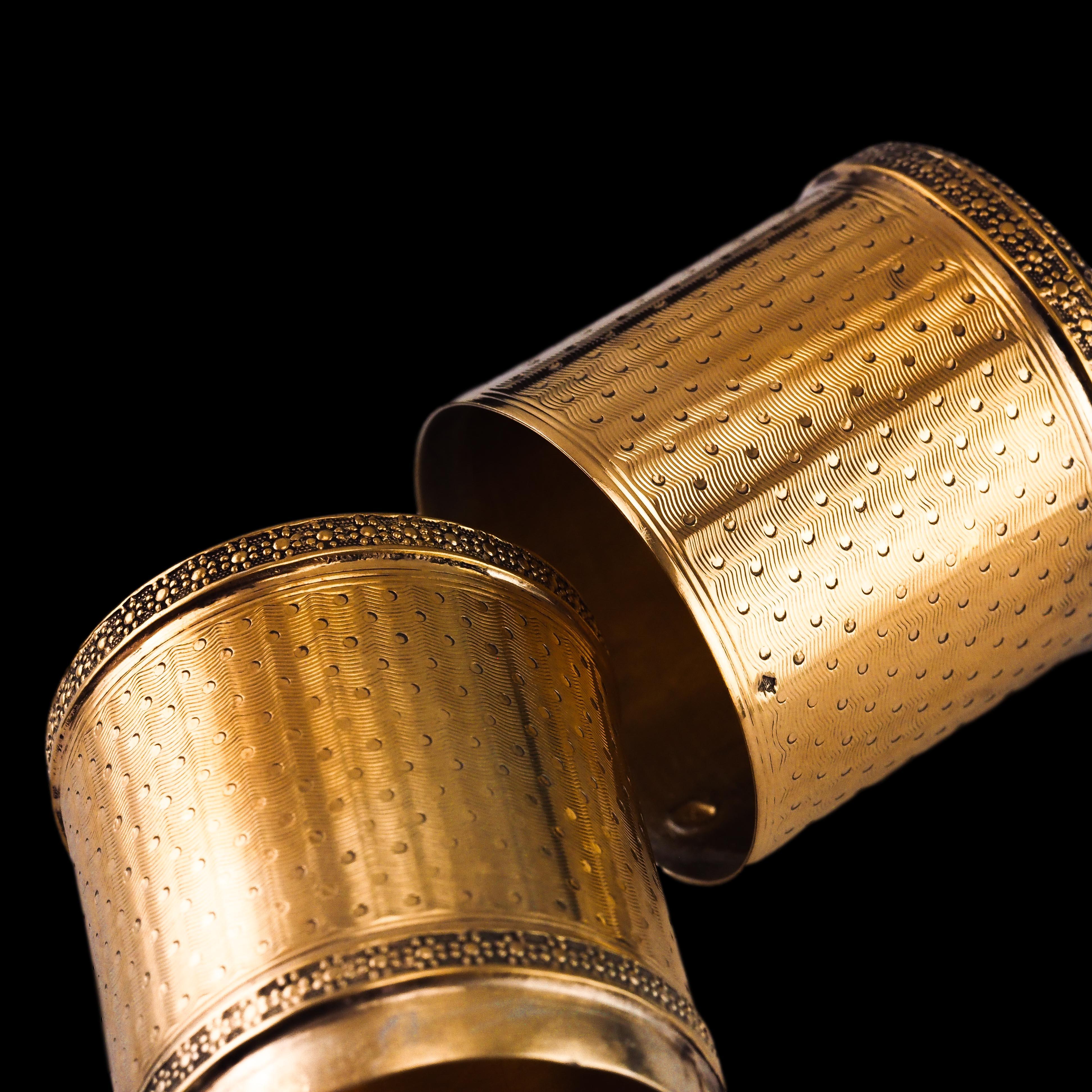 Antique French Solid Silver Gilt Box Cylindrical Etui, Engine Turned Guilloche D For Sale 15