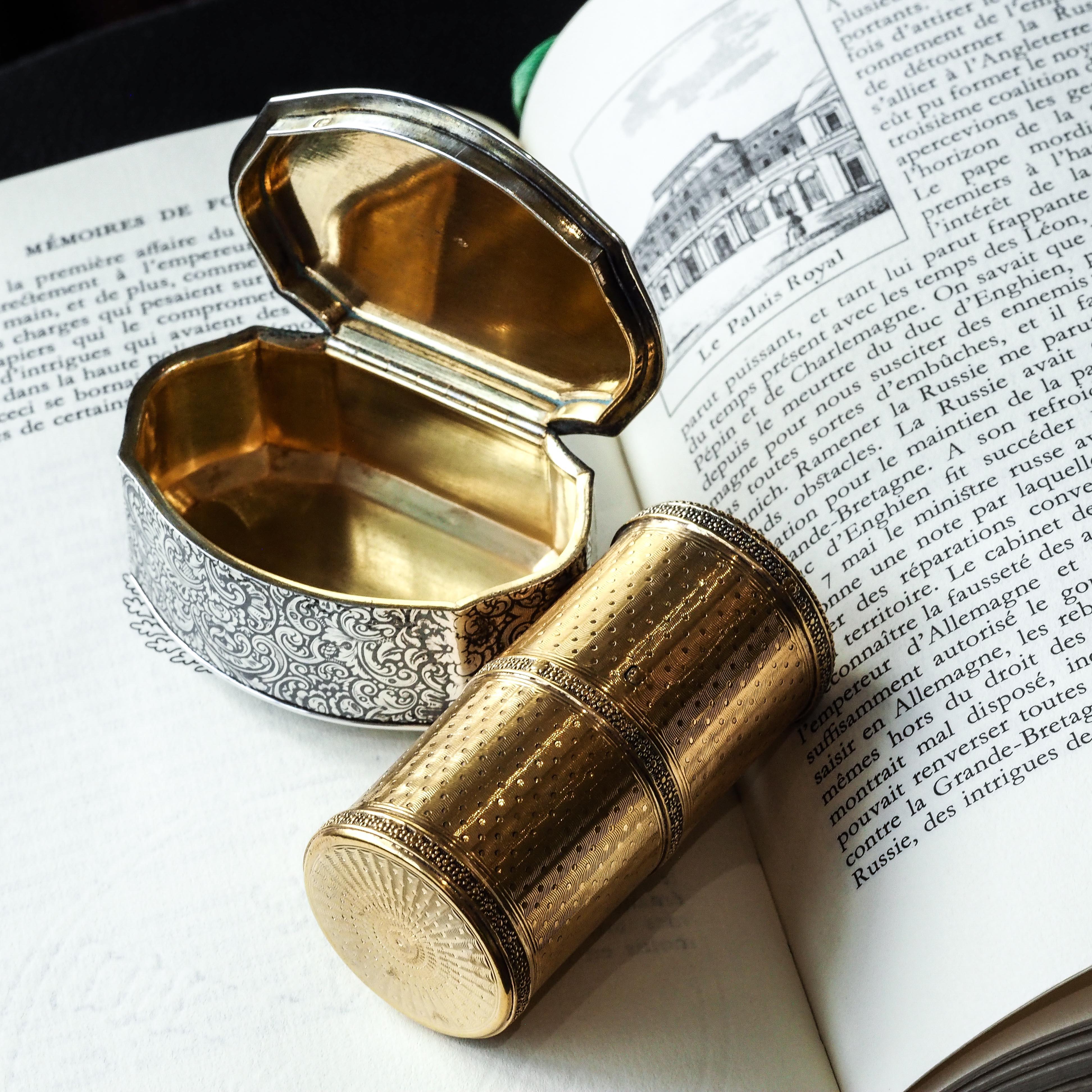19th Century Antique French Solid Silver Gilt Box Cylindrical Etui, Engine Turned Guilloche D For Sale