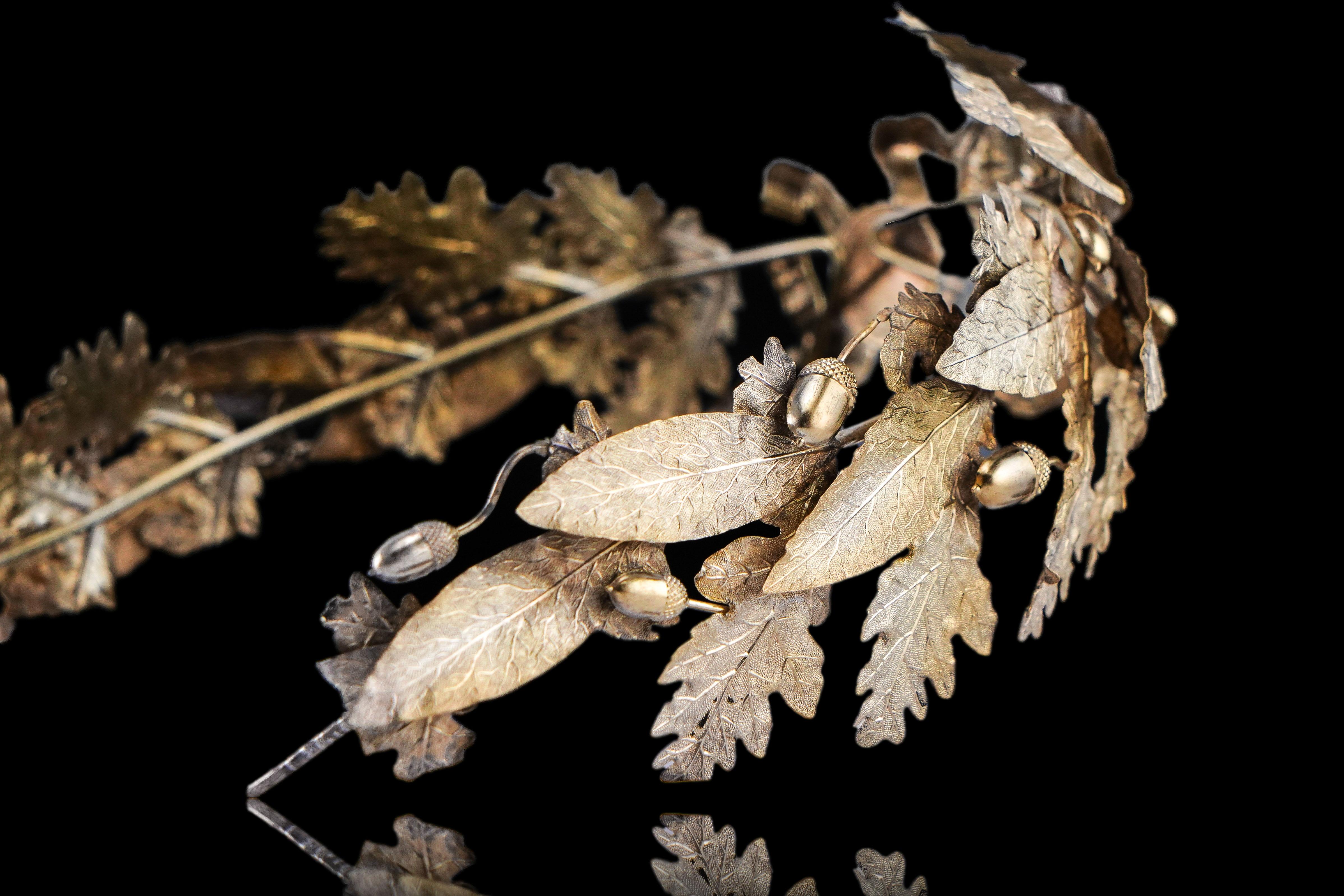 Antique French Solid Silver Gilt Crown Foliate Wreath Laurel/Acorn Leaves 19th c. in vendita 11