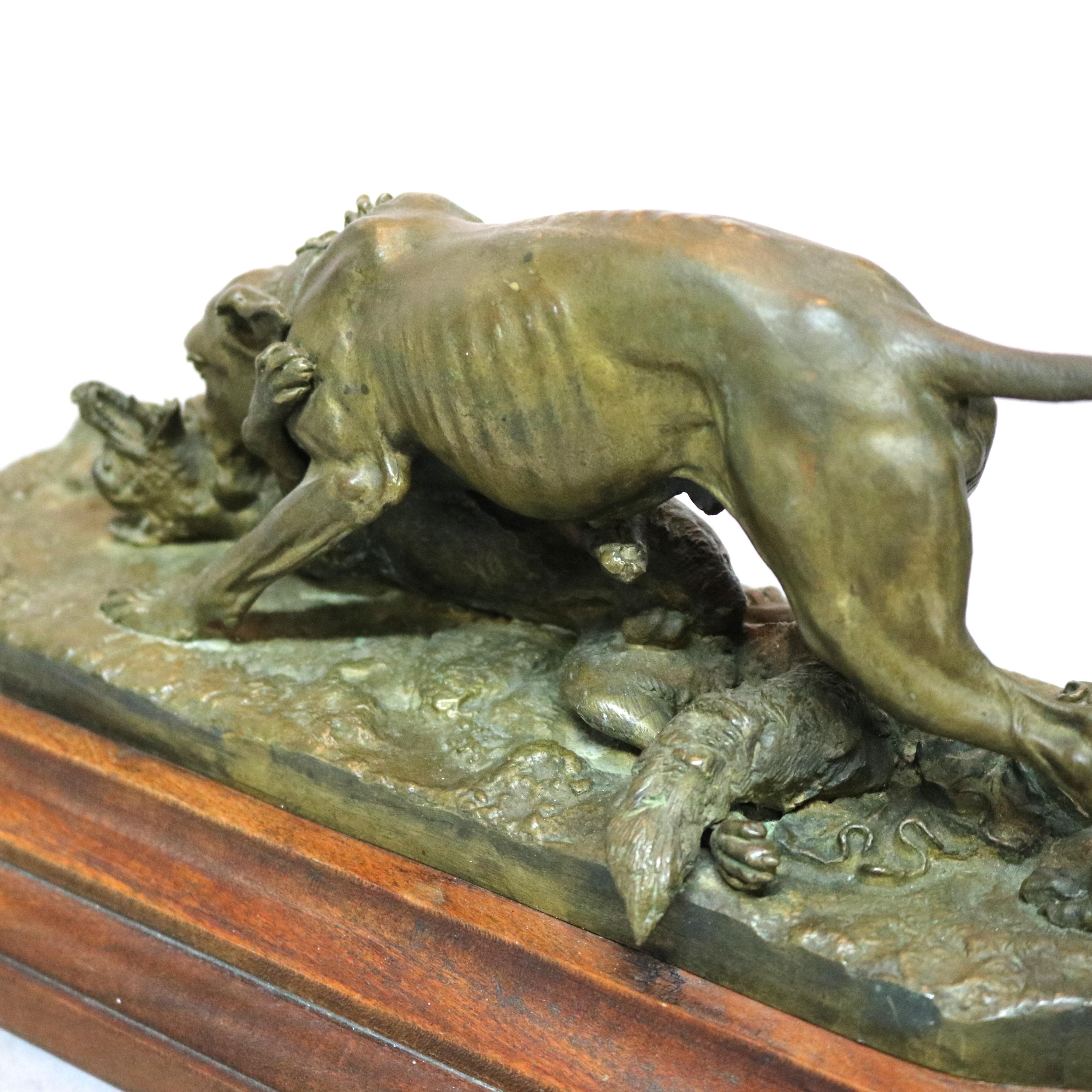 Antique French Sporting Dog & Fox Bronze Sculpture, Circa 1890 In Good Condition In Big Flats, NY