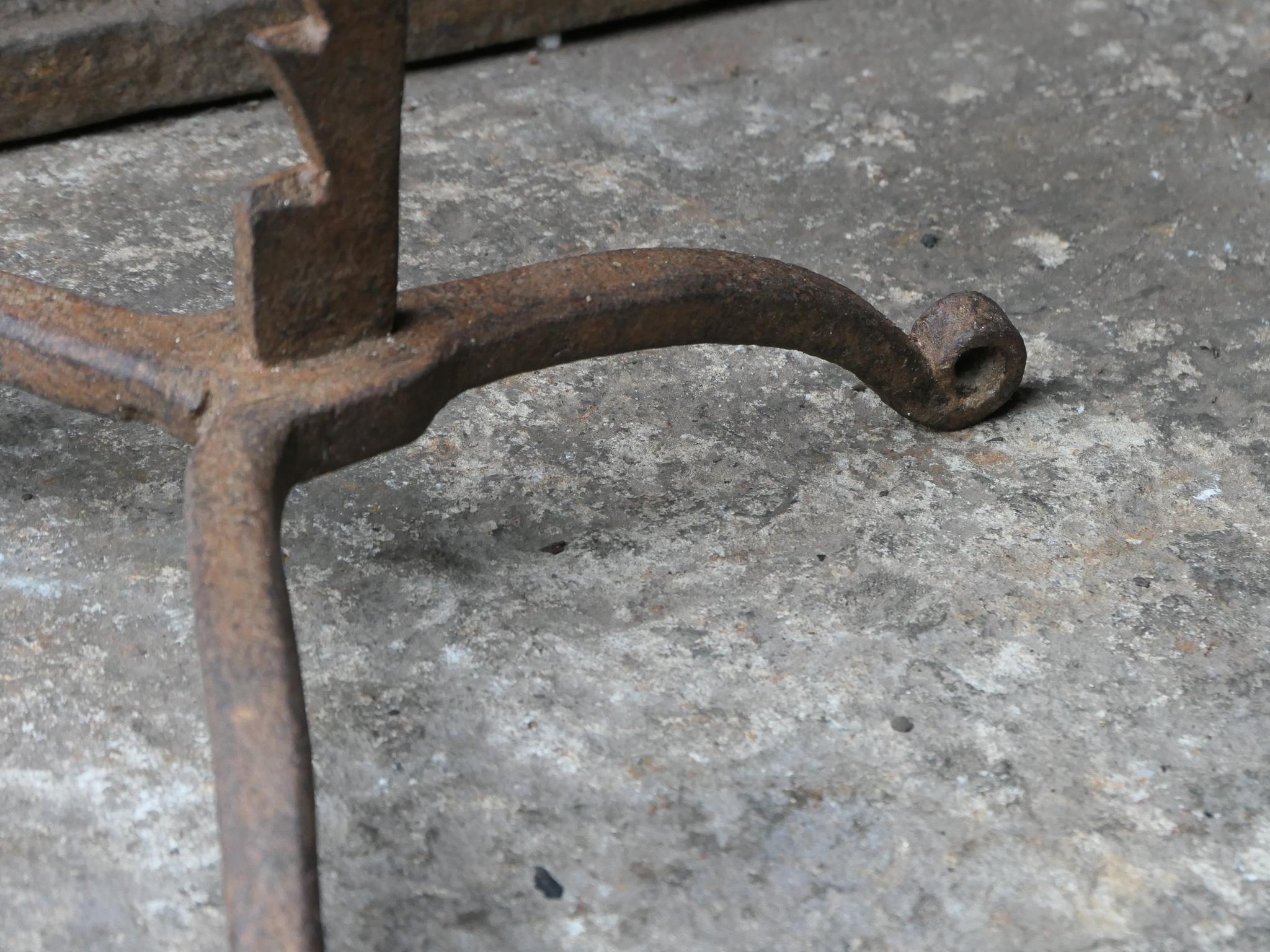 Ferro battuto Antique French Stand for a Roasting Jack, 18°-19° secolo in vendita
