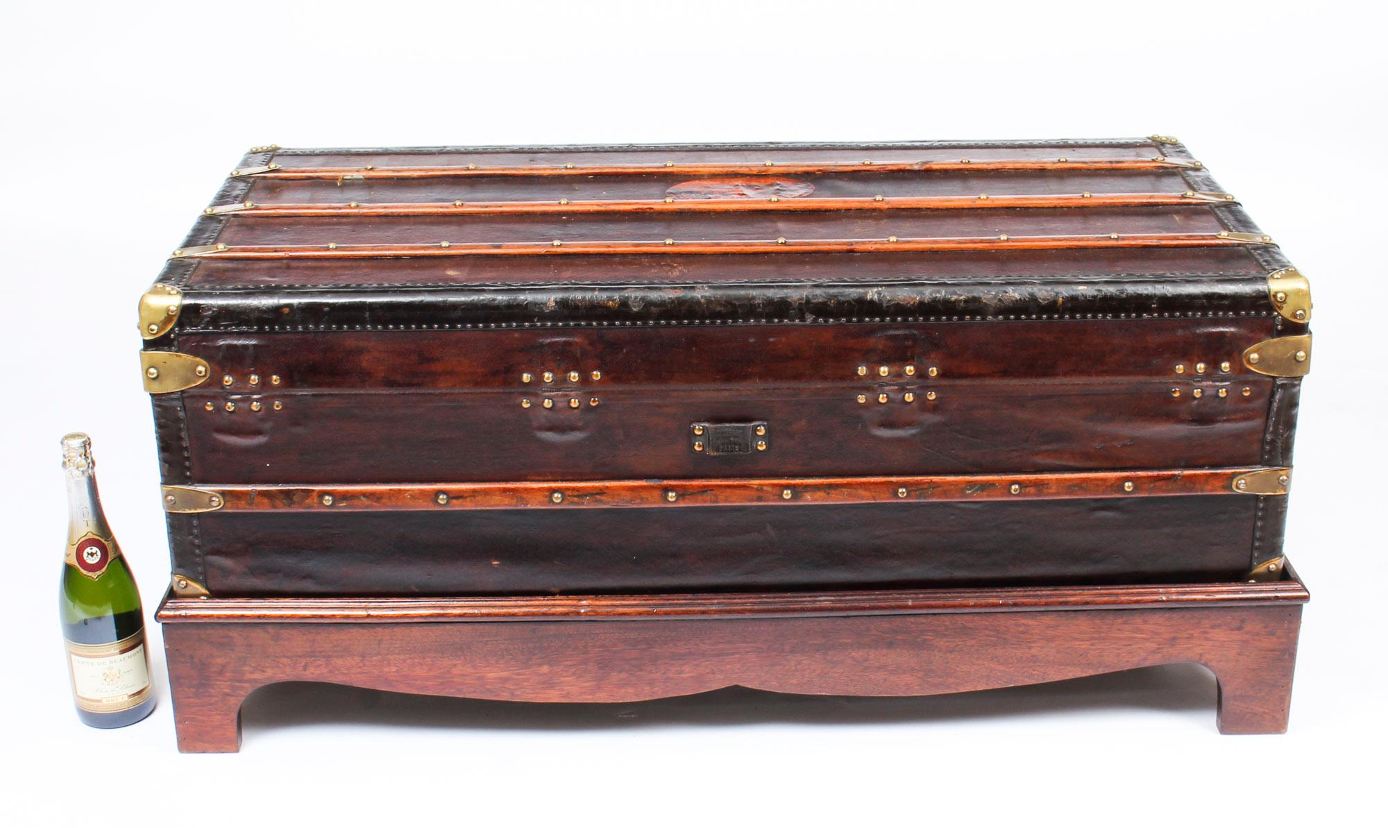 Antique French Steamer Trunk / Coffee Table by Au Départ, 19th Century 12