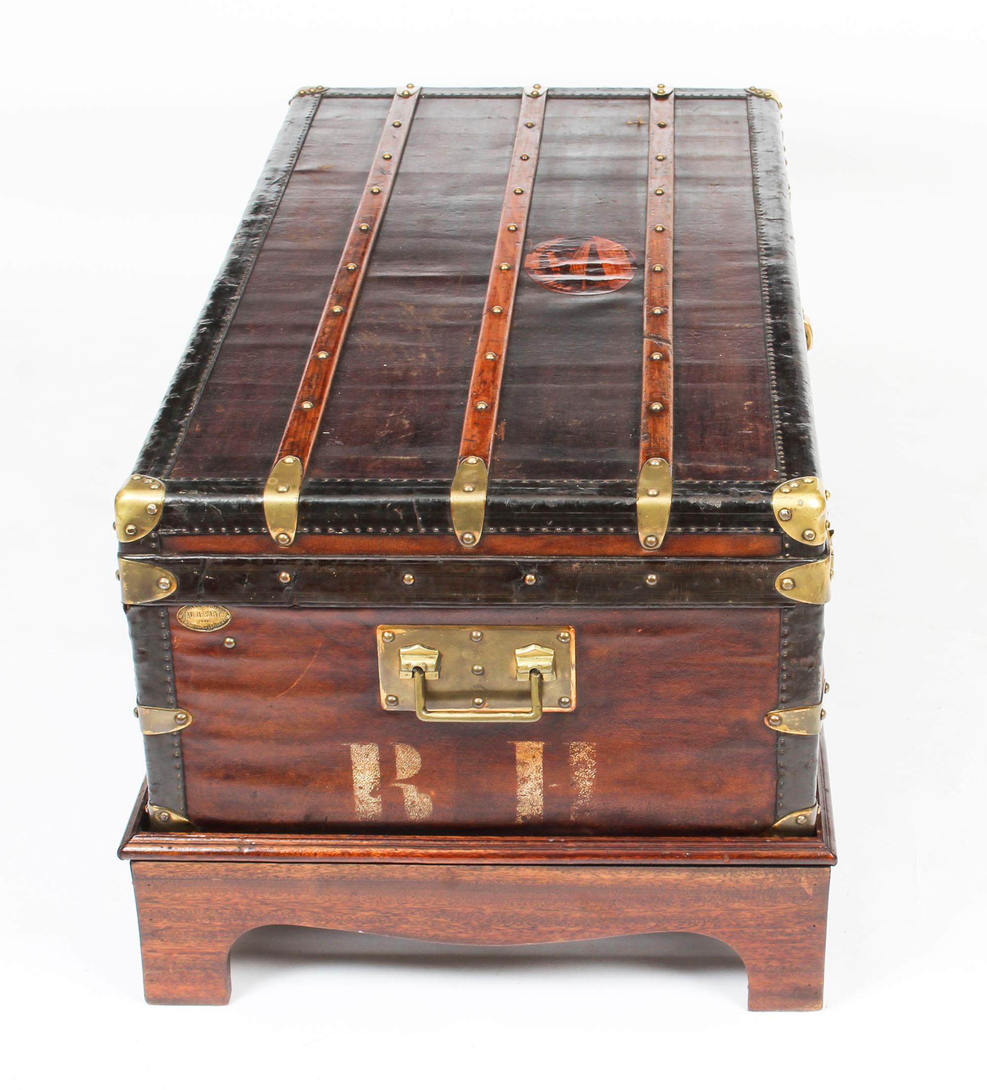 Antique French Steamer Trunk / Coffee Table by Au Départ, 19th Century 3