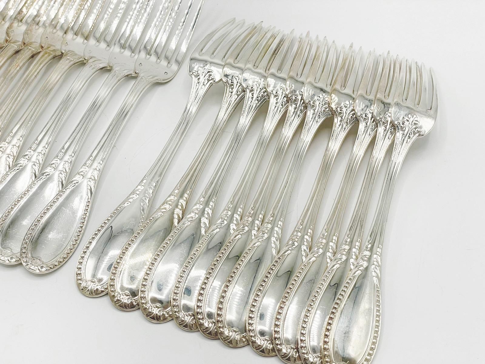 Antique French sterling silver cutlery set by Alphonse Debaine, Art Deco 20th Ce In Good Condition For Sale In Autonomous City Buenos Aires, CABA