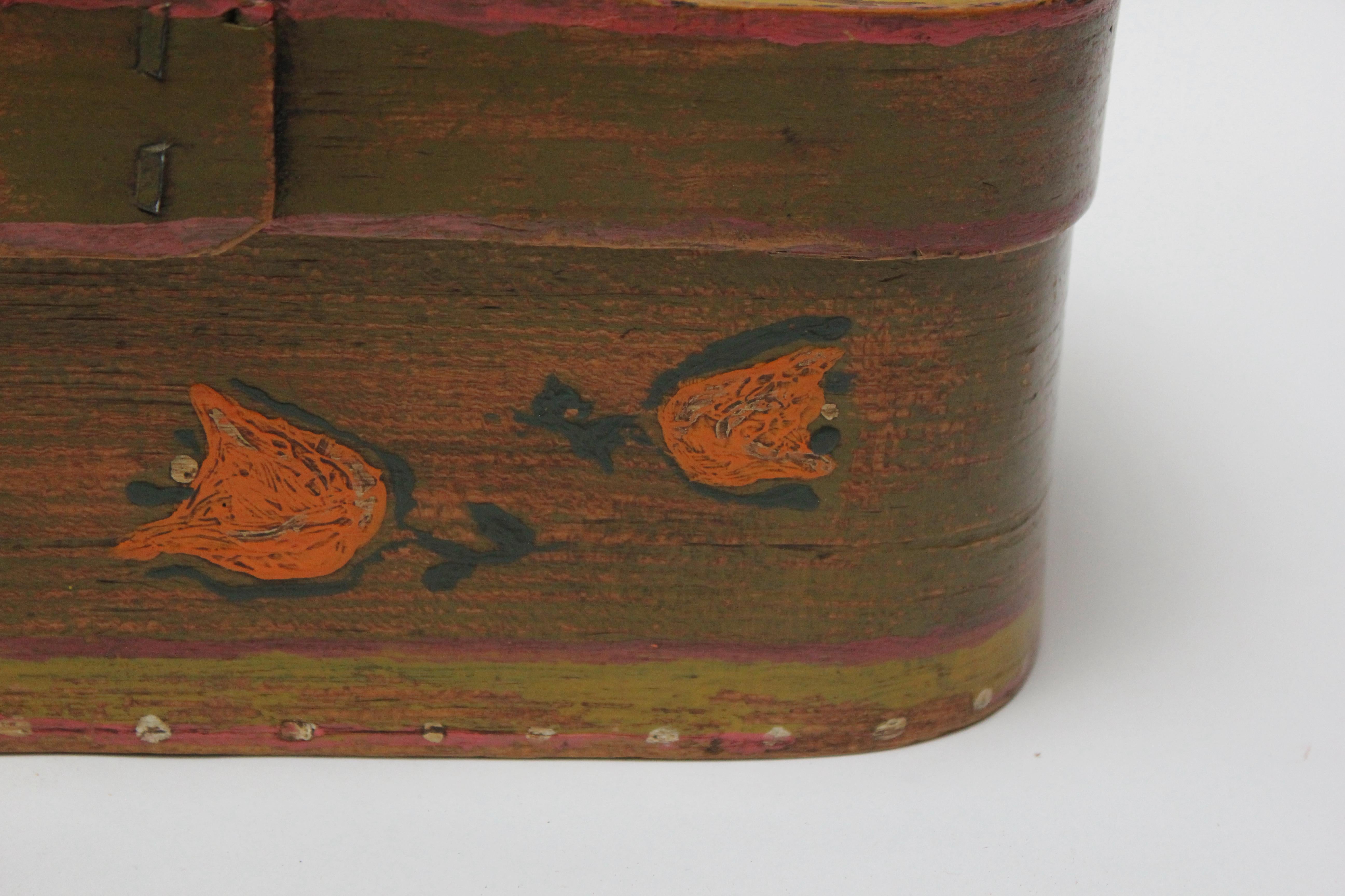 Antique French Storage Box with Hand-Painted Clown Motif For Sale 7