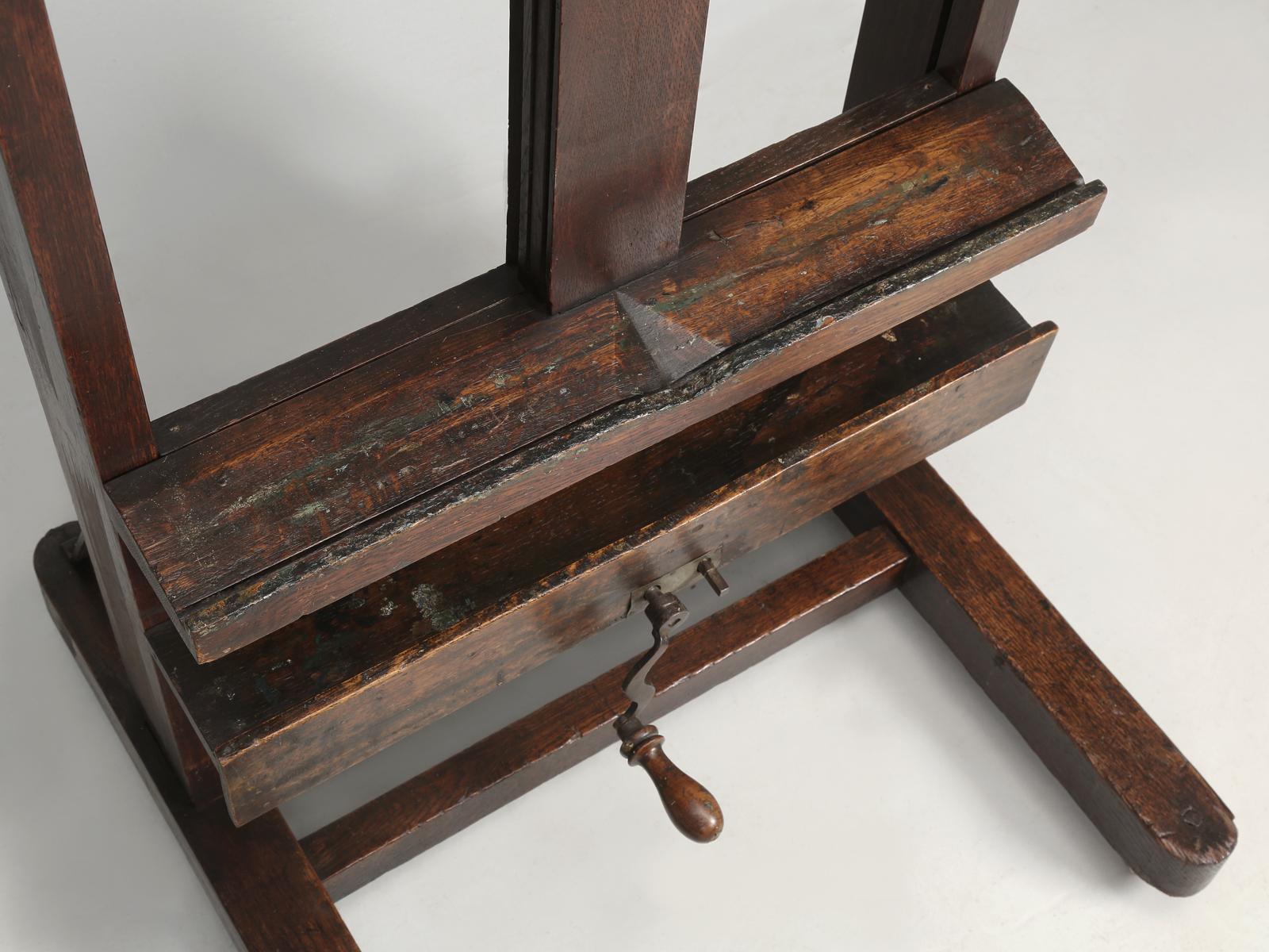 Chêne Chevalet d'atelier français ancien:: signé Hostellet - Paris. Vers la fin des années 1800