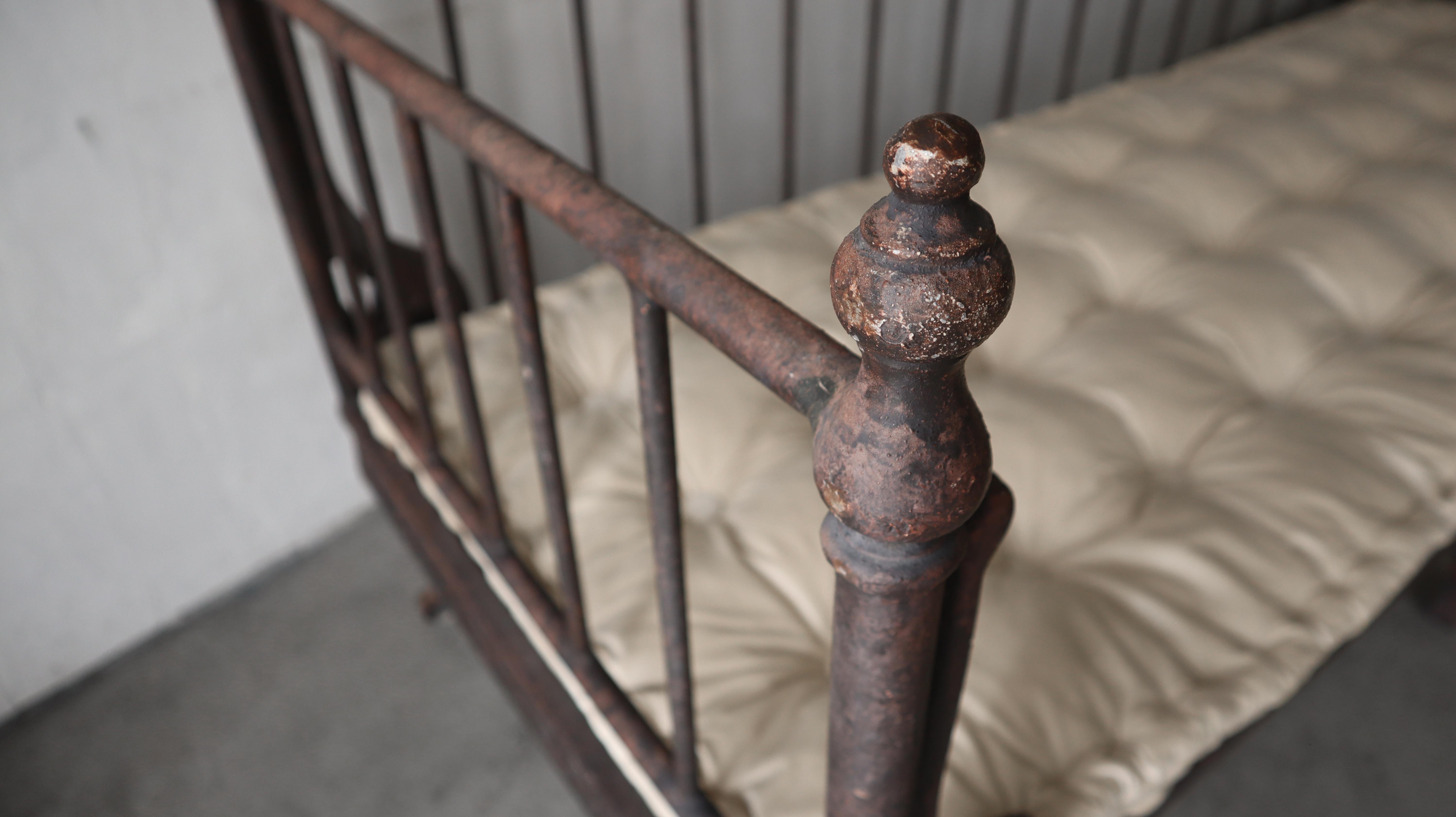 Antique French Style Aged Cast Metal Daybed Bench For Sale 8