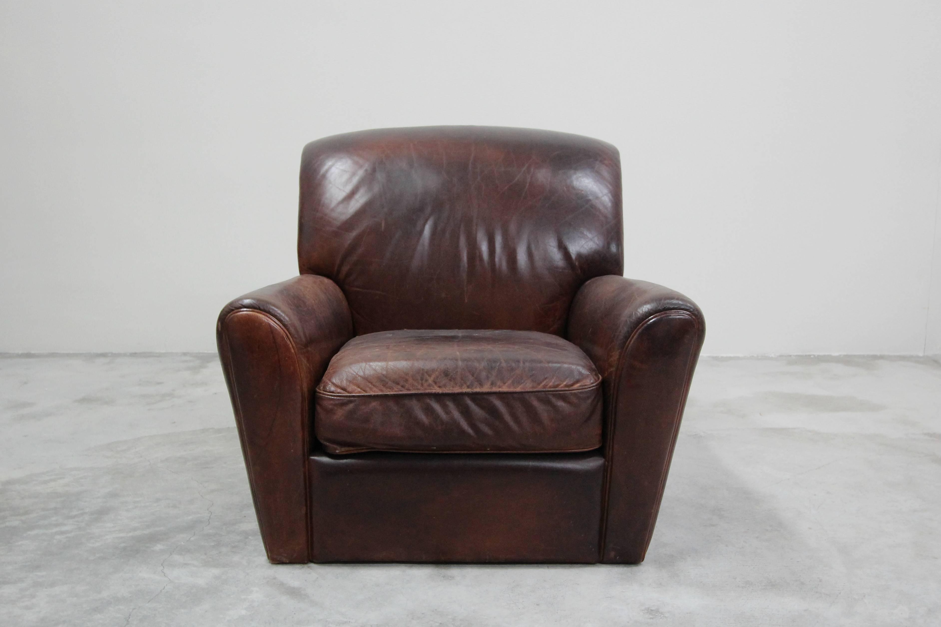 Antique French Style Aged Leather Lounge Chair In Excellent Condition In Las Vegas, NV