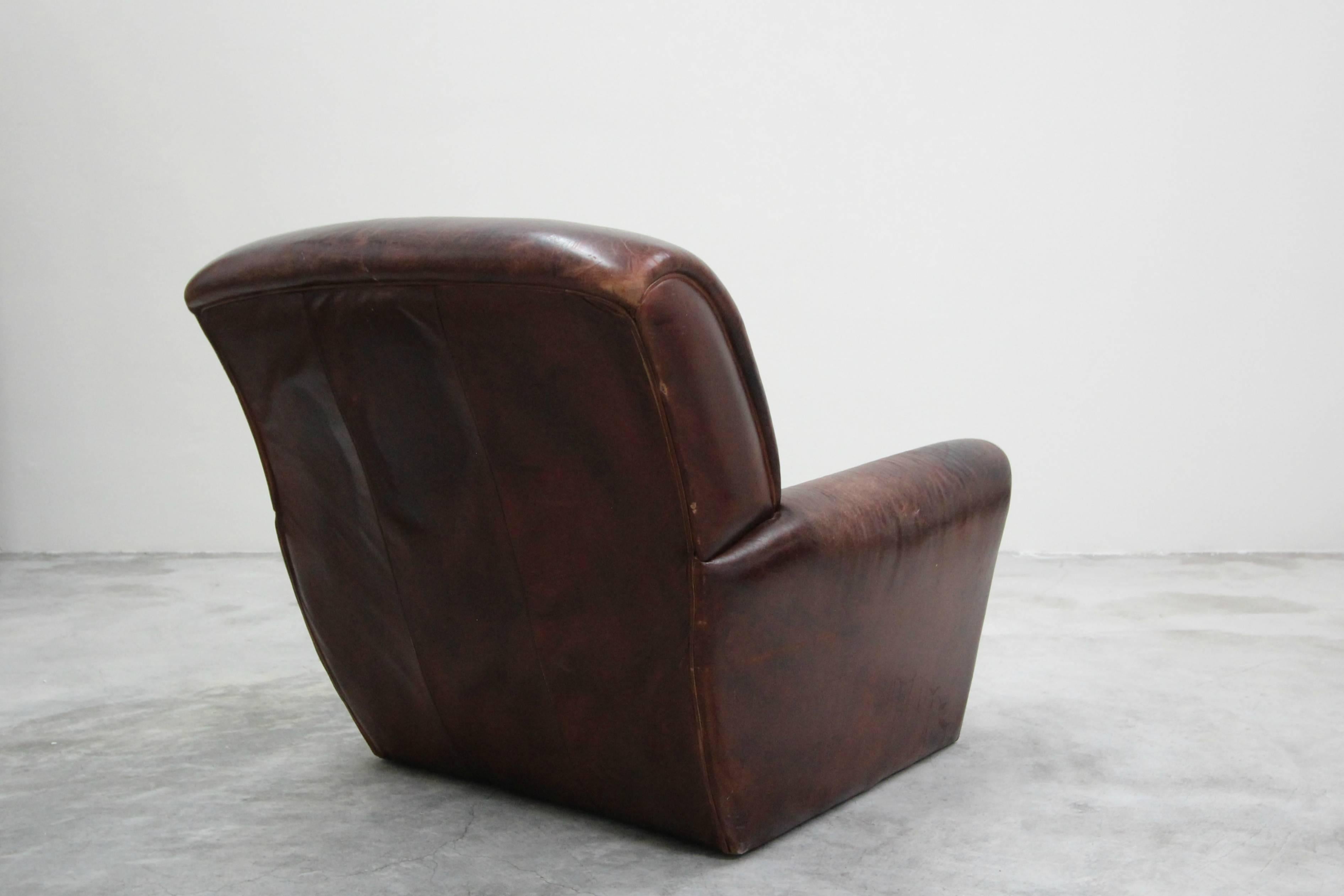 Antique French Style Aged Leather Lounge Chair 1