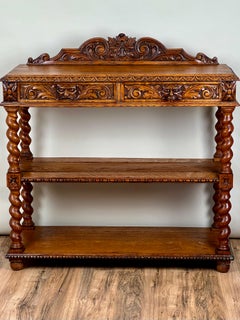 Antiguo Buffet de Postre de Estilo Francés de Roble Tallado de Hombre Verde c. Finales del siglo XIX