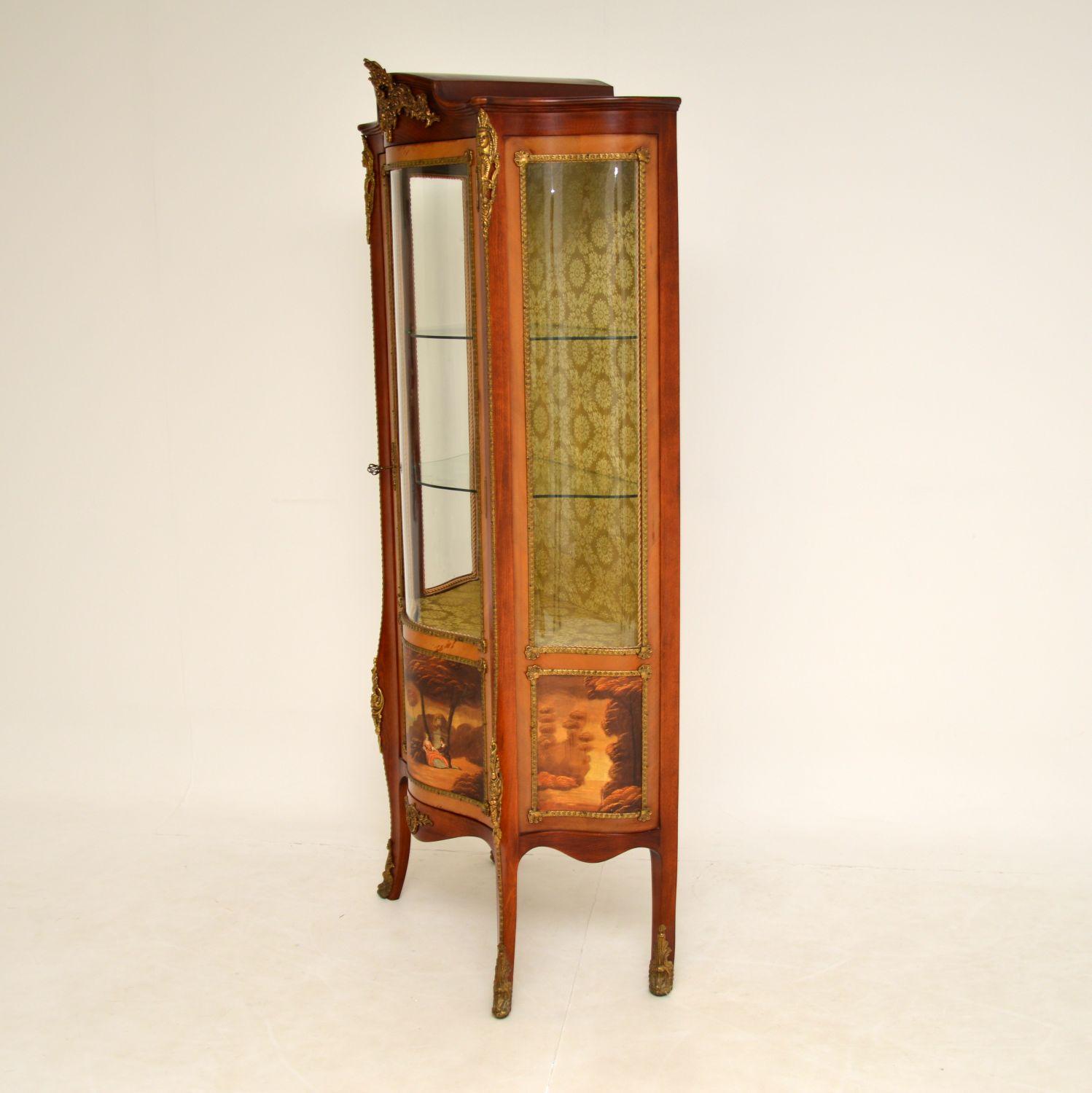 Antique French Style Display Cabinet 1