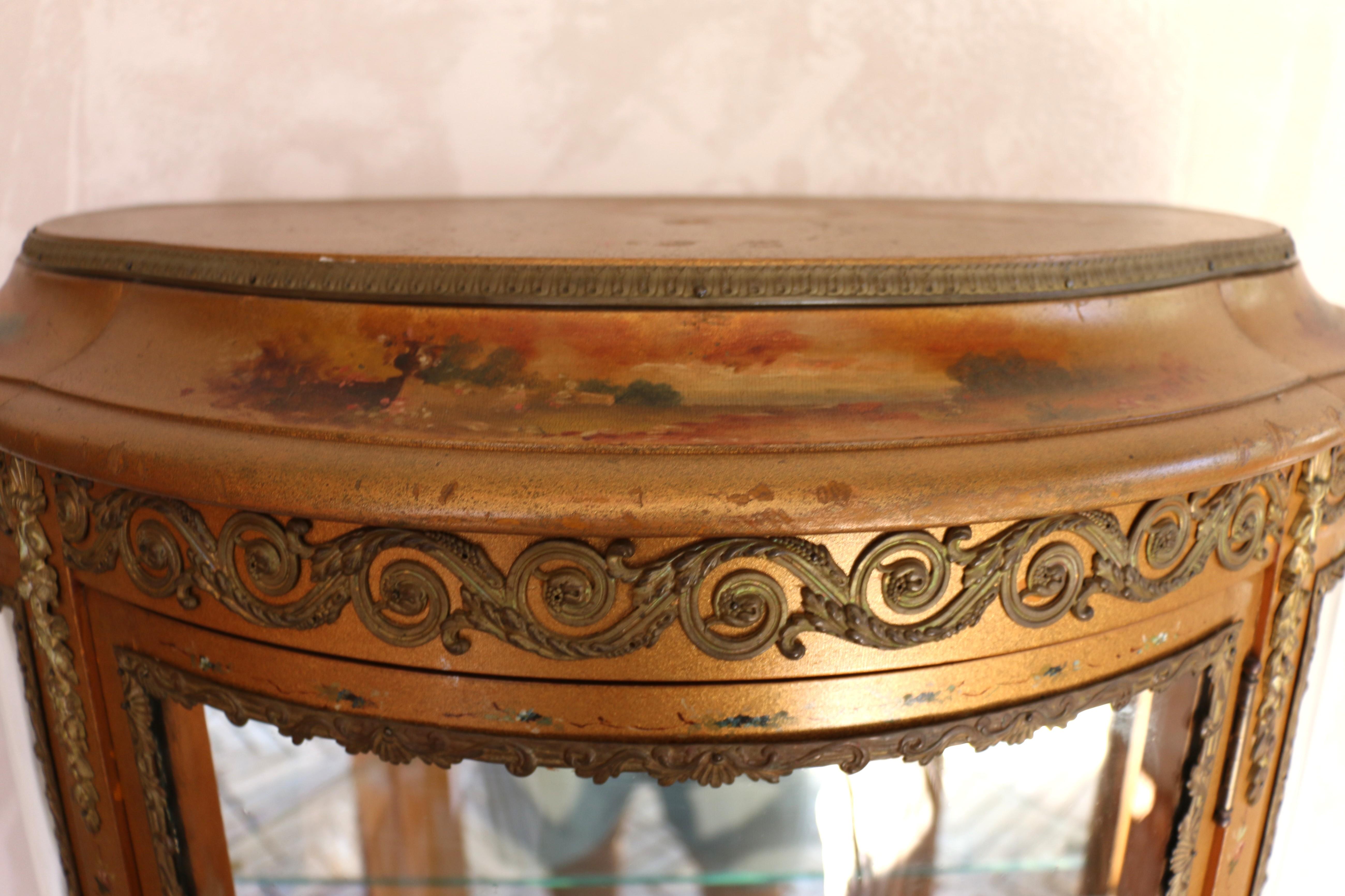 Vitrina antigua de estilo francés, años 20 en venta 3