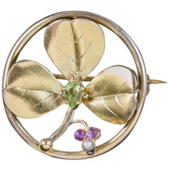 Antique French Suffragette Shamrock Brooch 18 Carat Gold, circa 1900