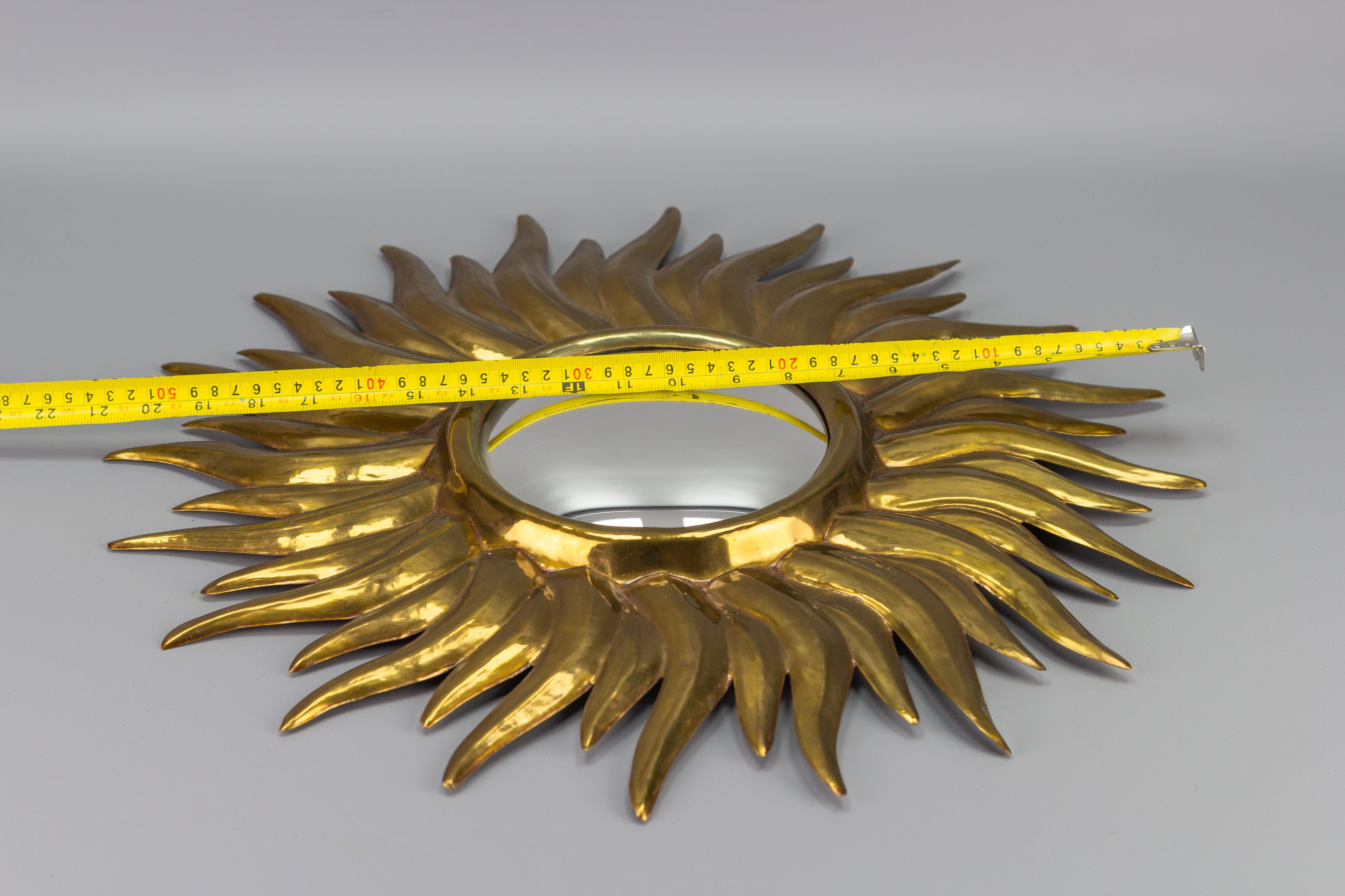 Antique French Sunburst Wall Mirror with Convex Mirror Glass, Late 19th Century 7
