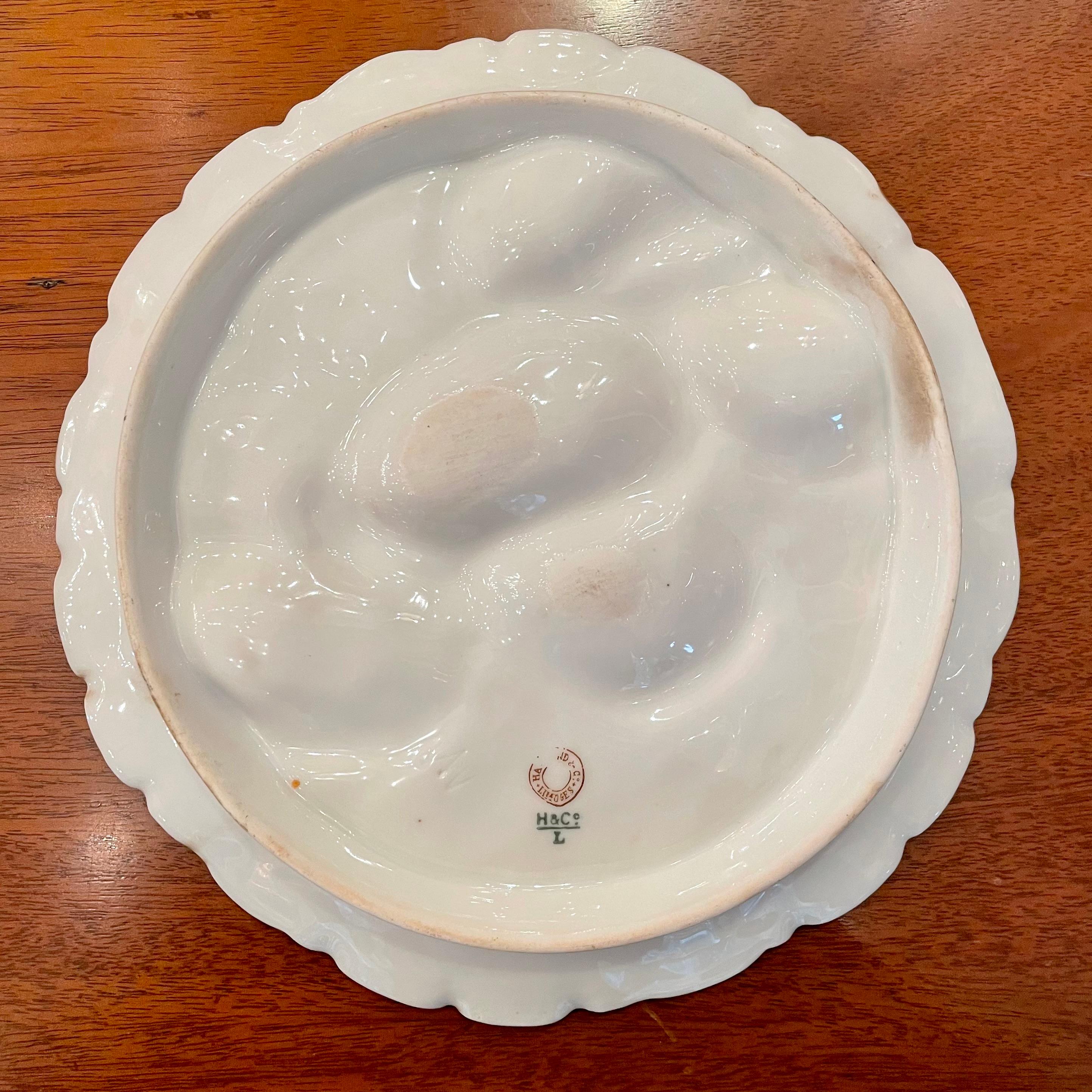 Antique French T. Haviland Limoges Porcelain Turkey Pattern Oyster Plate C. 1890 In Good Condition In New Orleans, LA