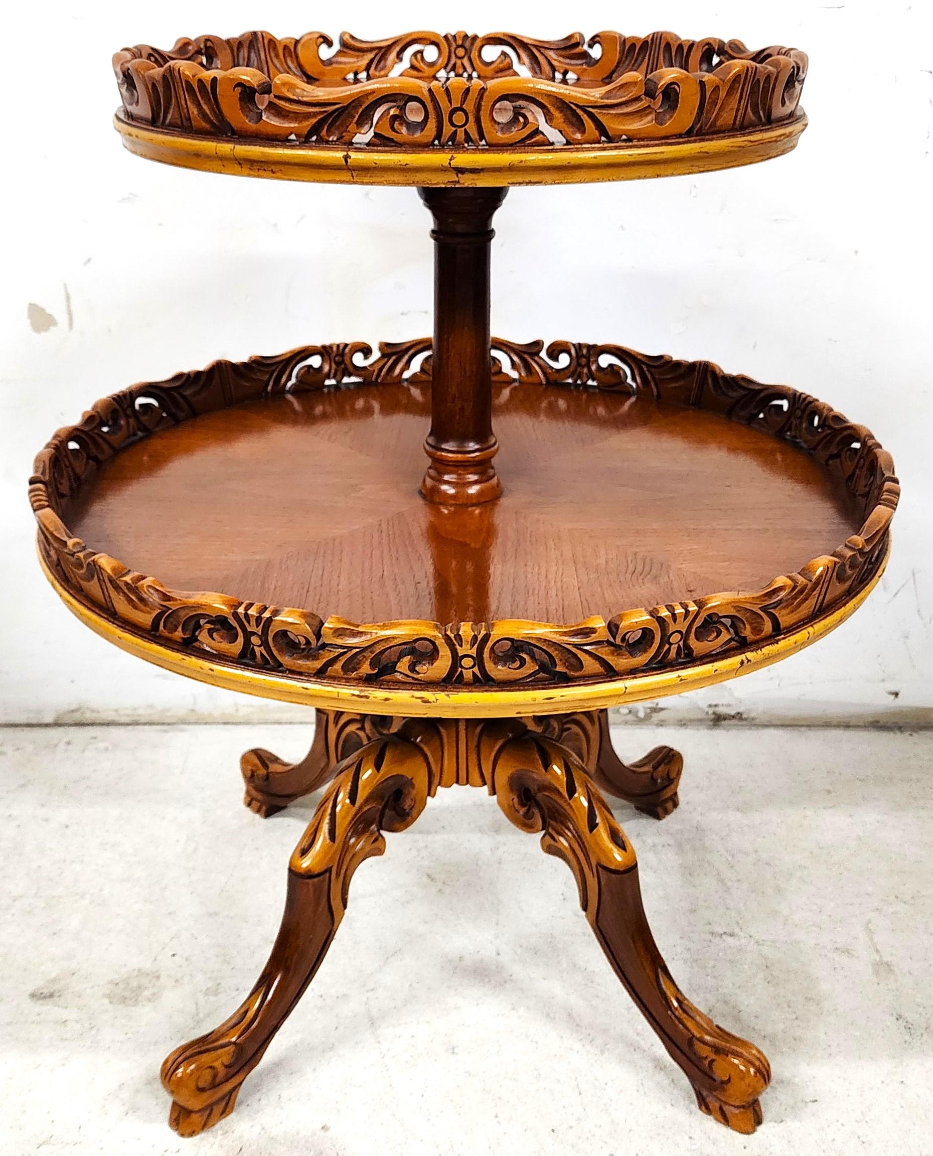 Antique French Tavolo a 2 piani con montavivande in vendita 4