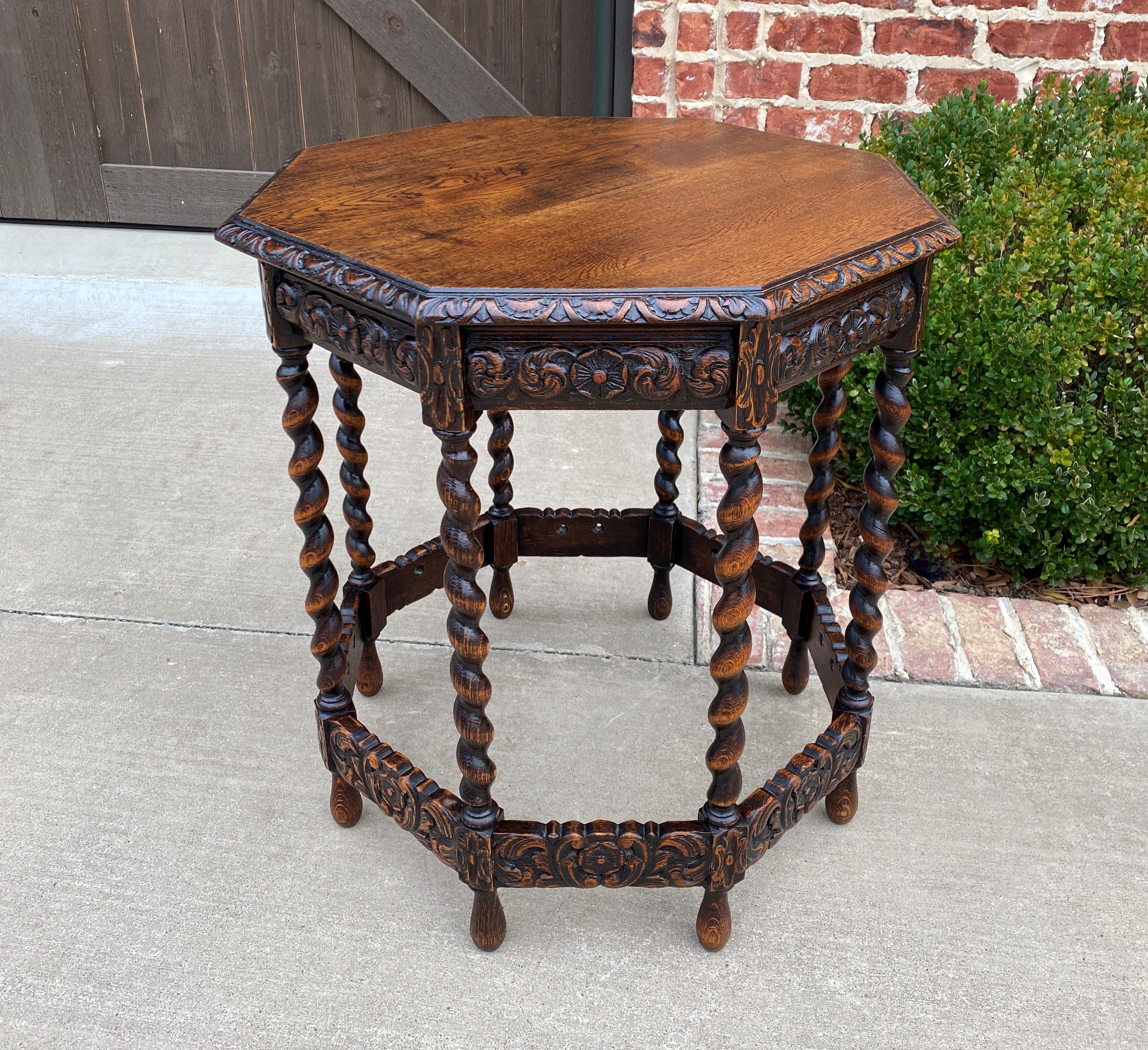 Antique French Table Barley Twist Octagonal Carved Oak Renaissance Revival In Good Condition In Tyler, TX